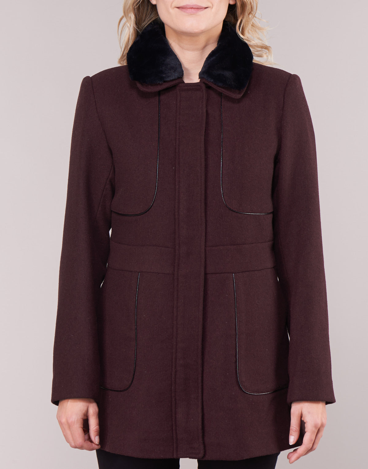 Mantella Donna Betty London LAURA Rosso