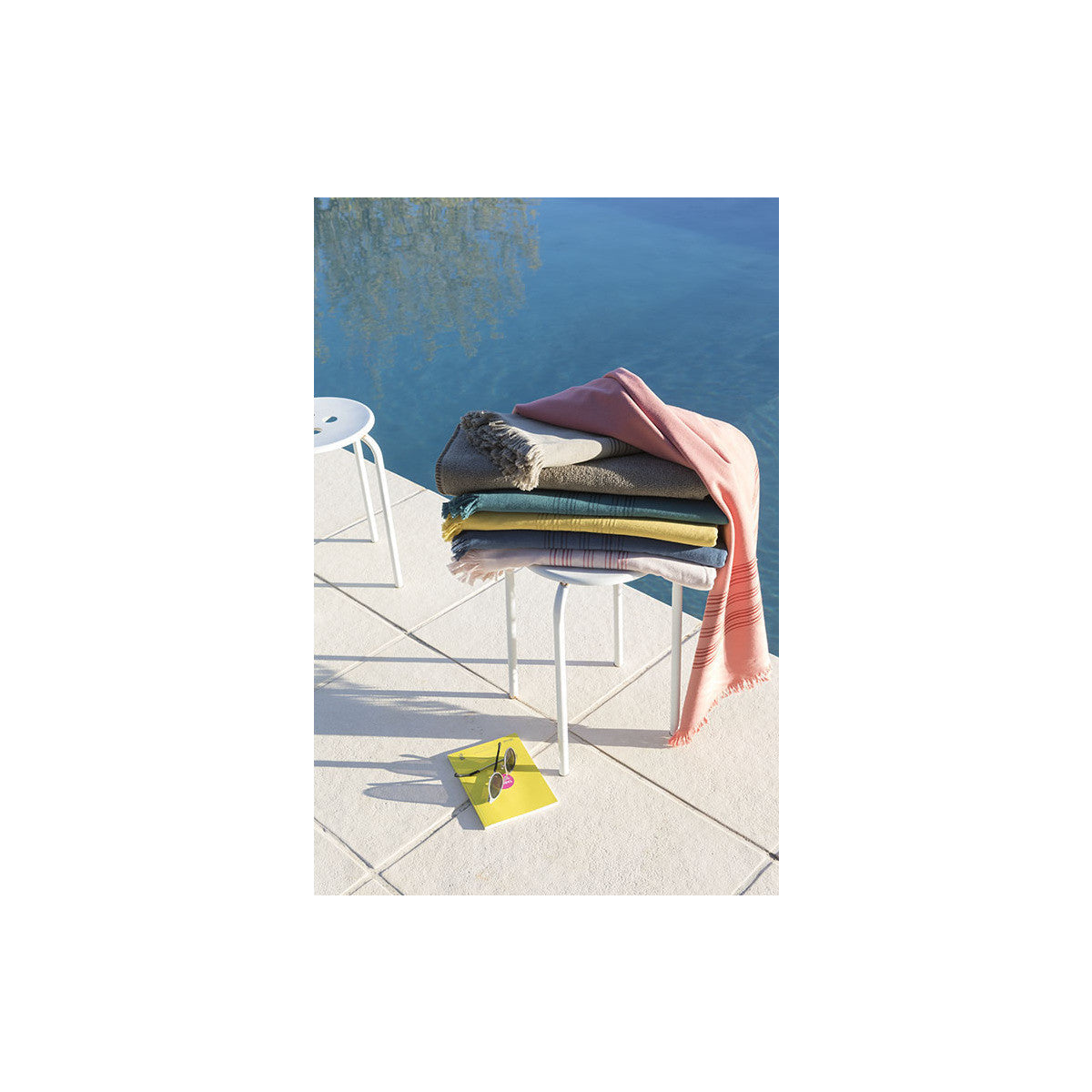 Asciugamano e guanto esfoliante Vivaraise CANCUN Grigio