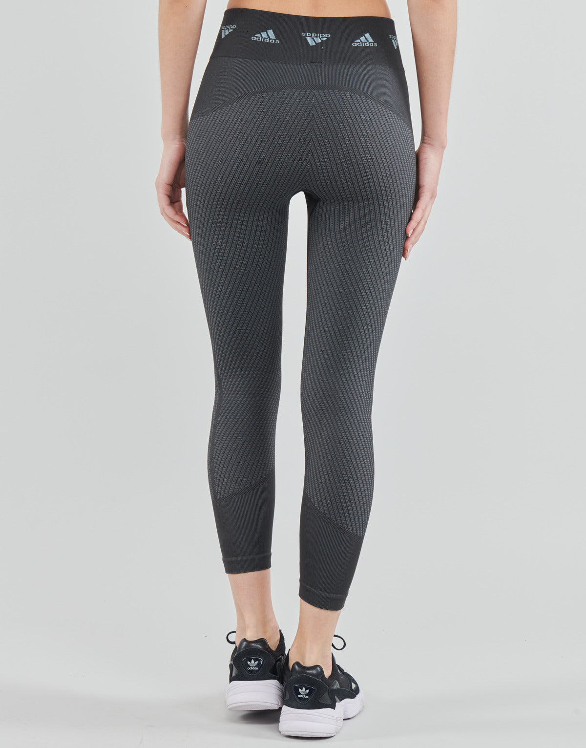 Collant Donna adidas STUDIO AEROKNIT 7/8 Leggings Grigio