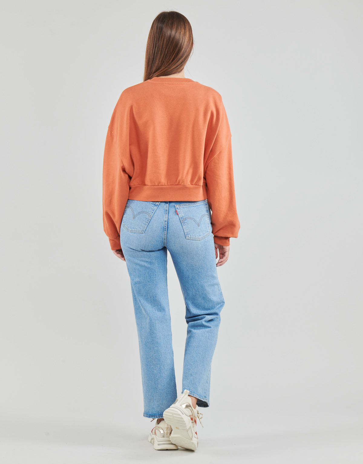 Felpa Donna Levis GRAPHIC CROP PRISM CREW Marrone