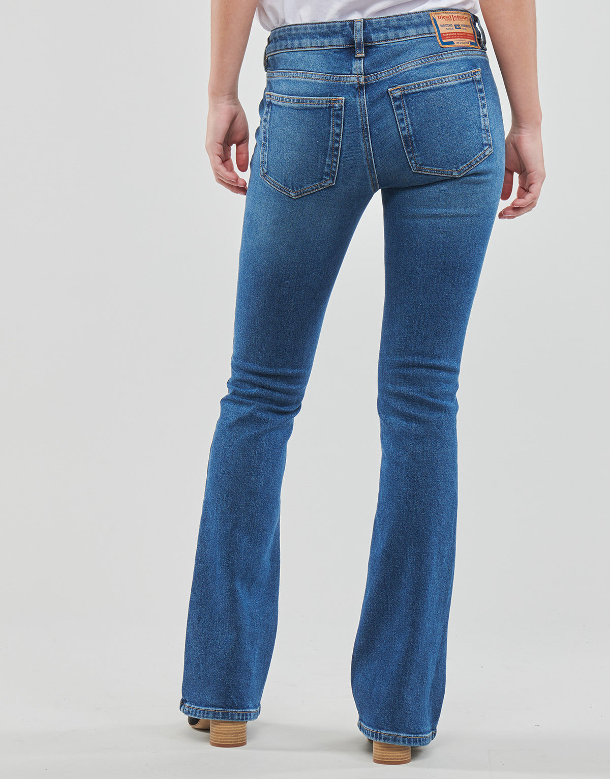 Jeans Bootcut Donna Diesel 1970 D-EBBEY Blu