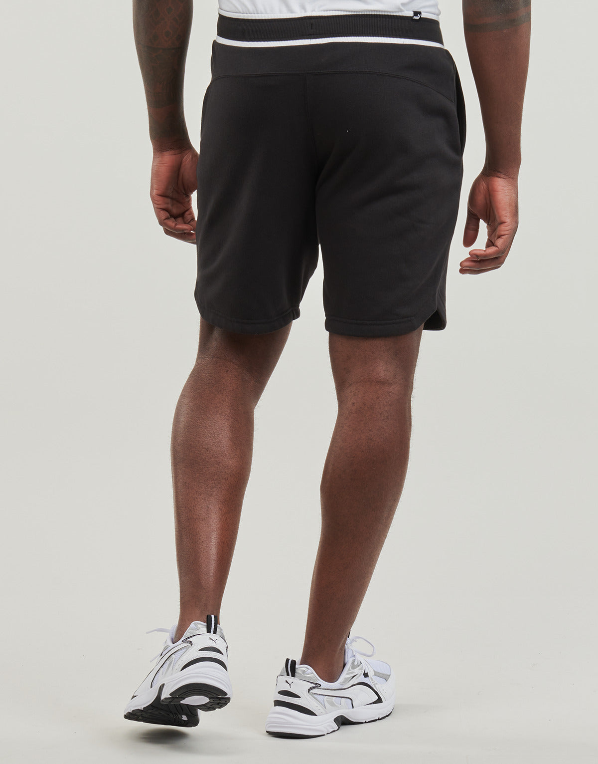 Pantaloni corti Uomo Puma PUMA SQUAD SHORTS Nero