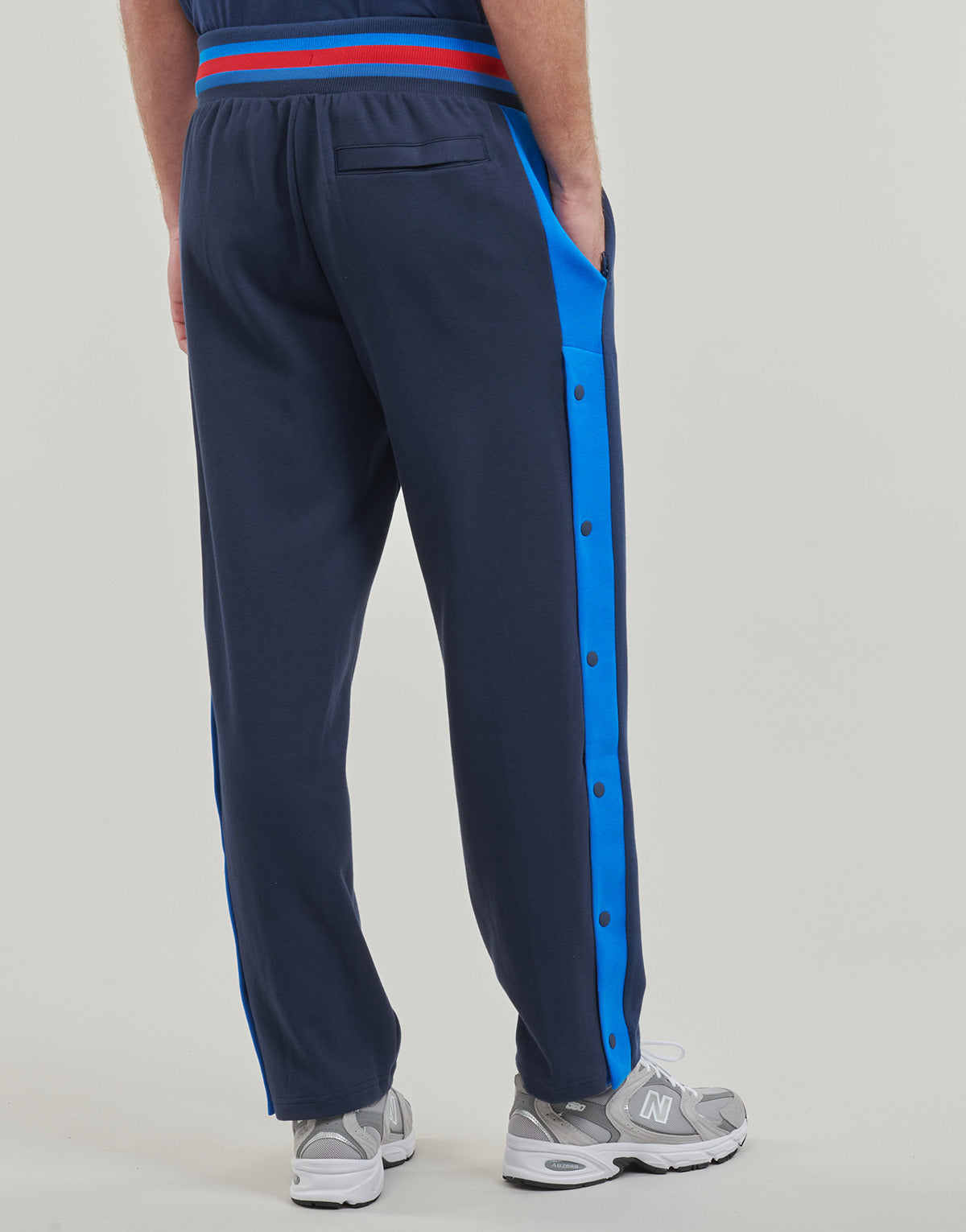 Pantaloni Sportivi Uomo New Balance SGH BASKETBALL TRACK PANT Blu