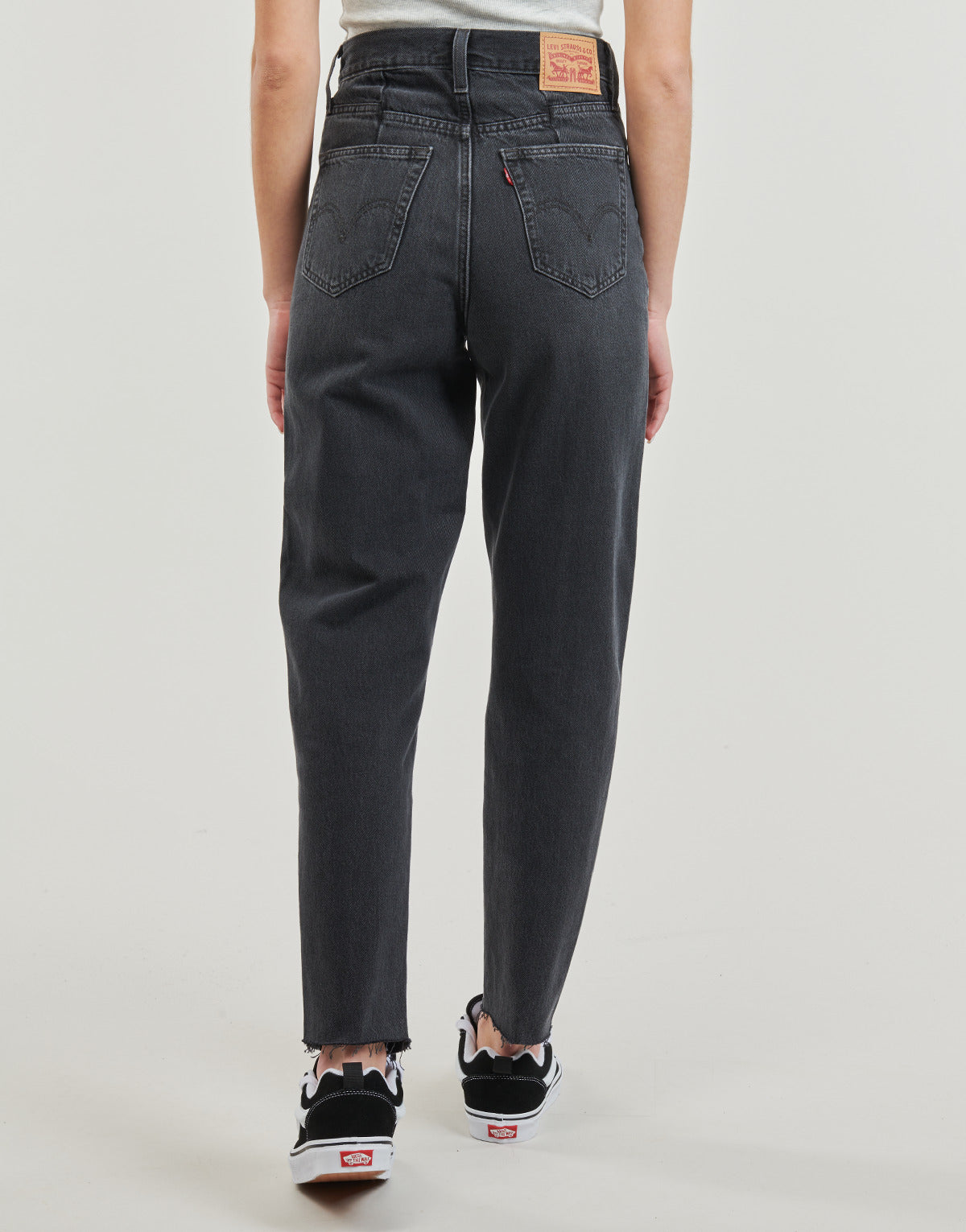 Jeans Mom Donna Levis HW MOM JEAN ALTERED Nero