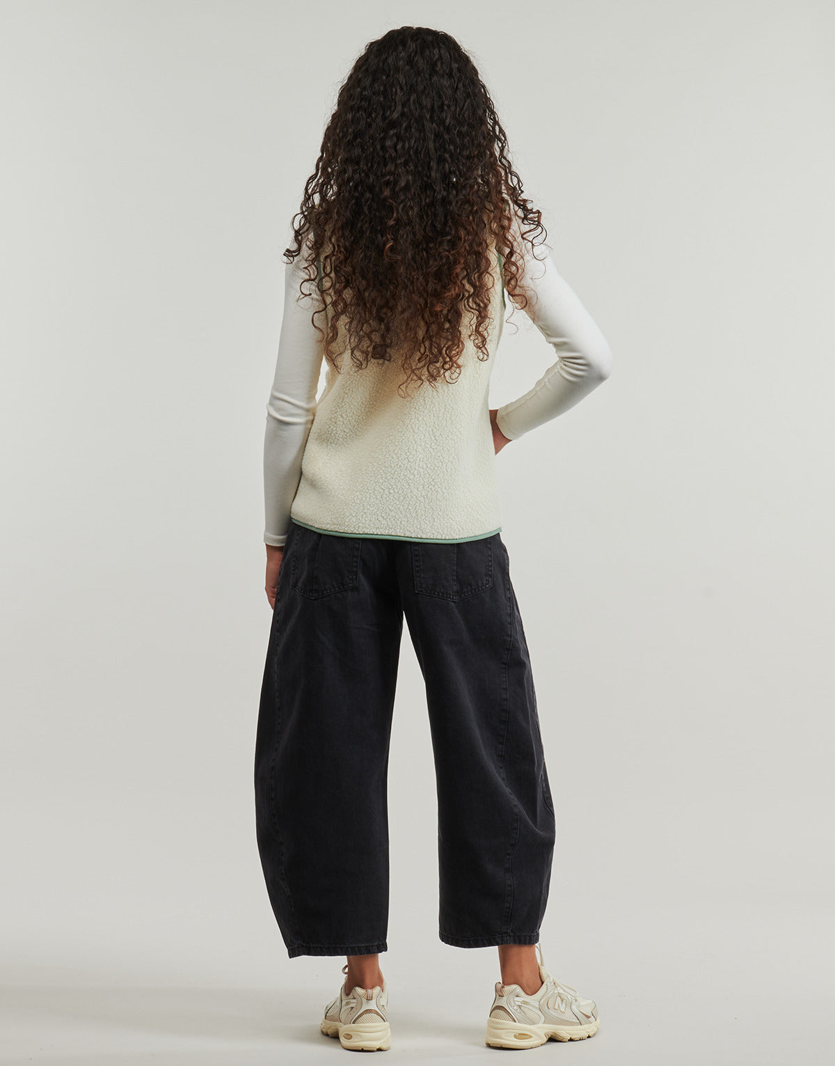 Felpa Donna Patagonia W'S RETRO PILE VEST Beige