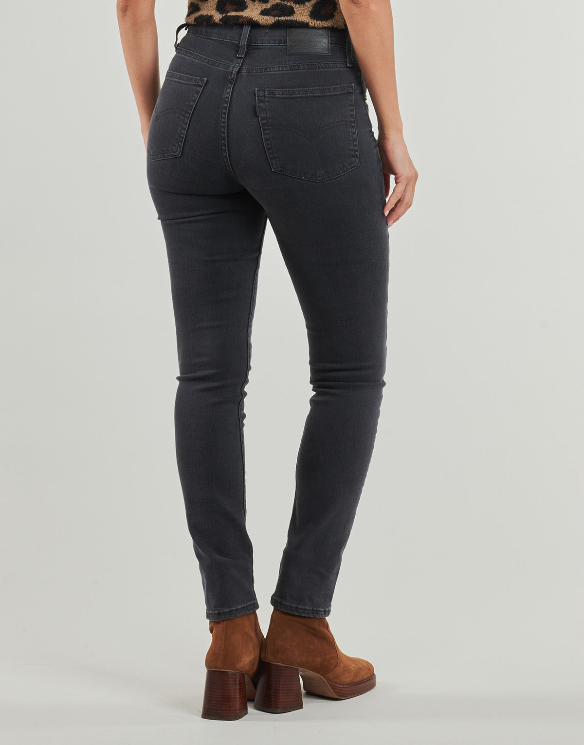 Jeans Donna Levis 724 HIGH RISE STRAIGHT Nero