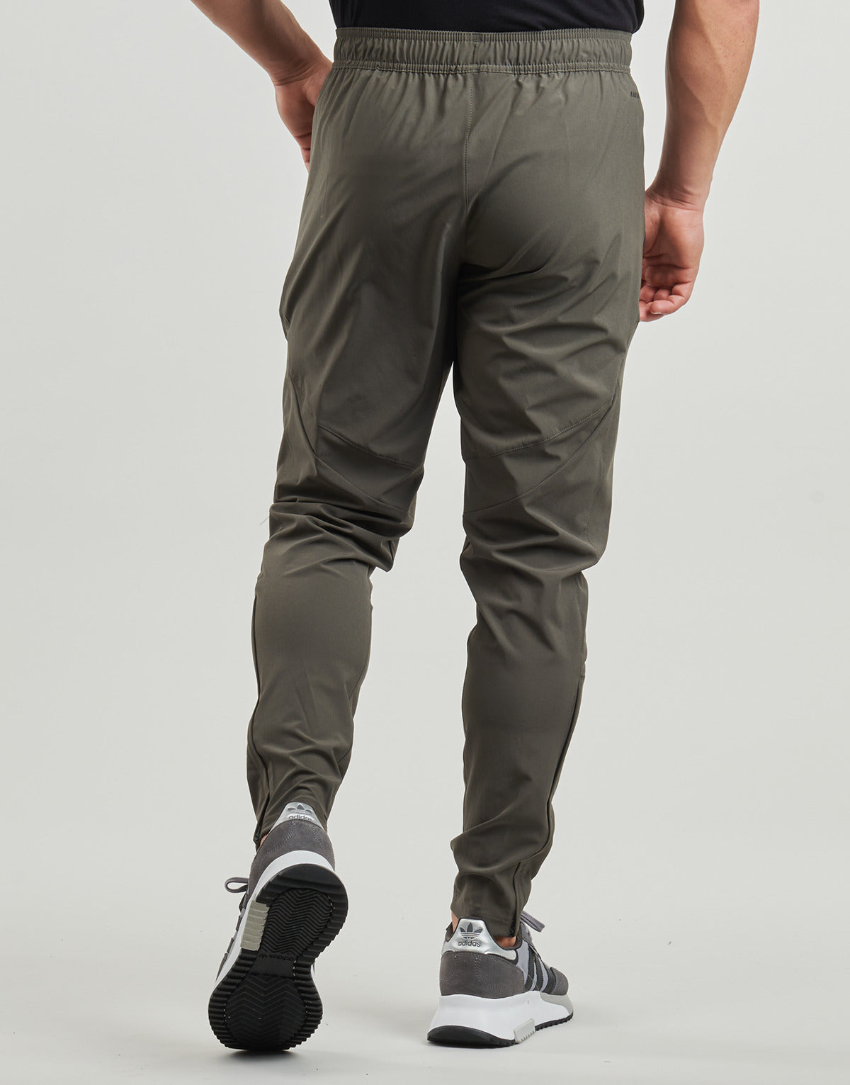 Pantaloni Sportivi Uomo adidas Real Madrid Tiro 25 Competition Vis Tech Travel Verde