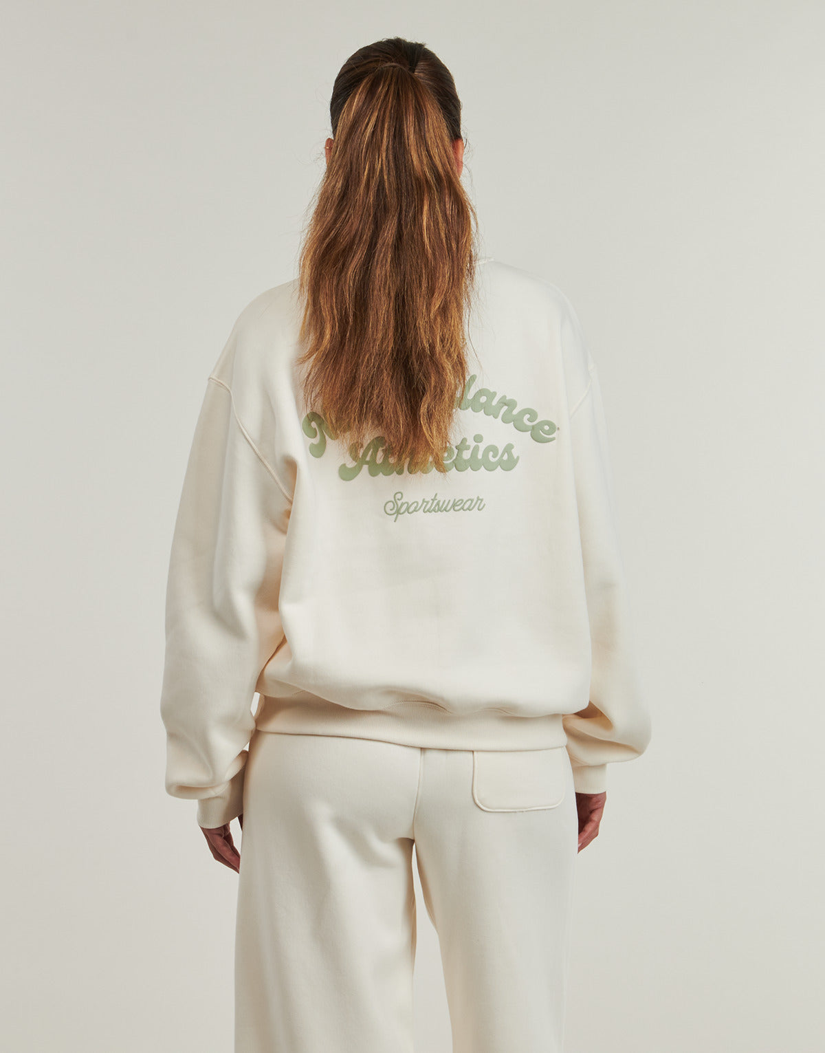 Felpa Donna New Balance LINEAR HERITAGE FLEECE CREW Beige