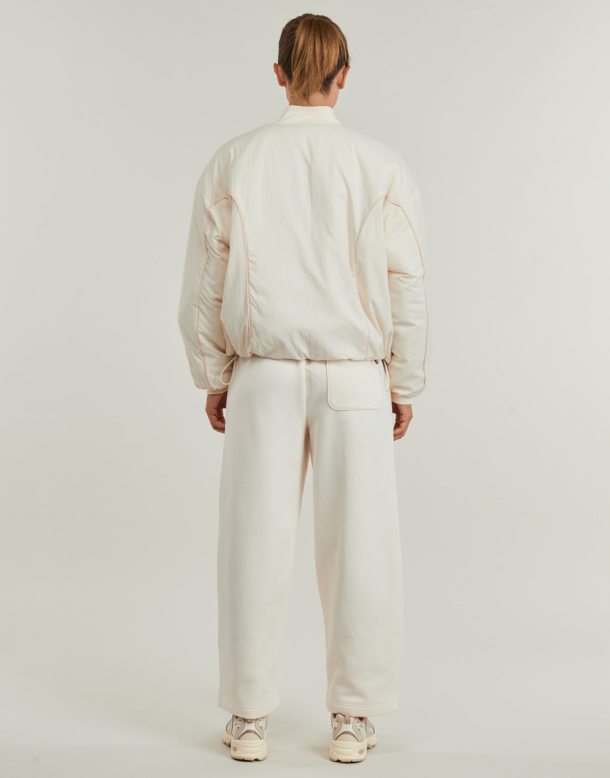 Giubbotto Donna New Balance LINEAR HERITAGE WOVEN BOMBER JACKET Beige