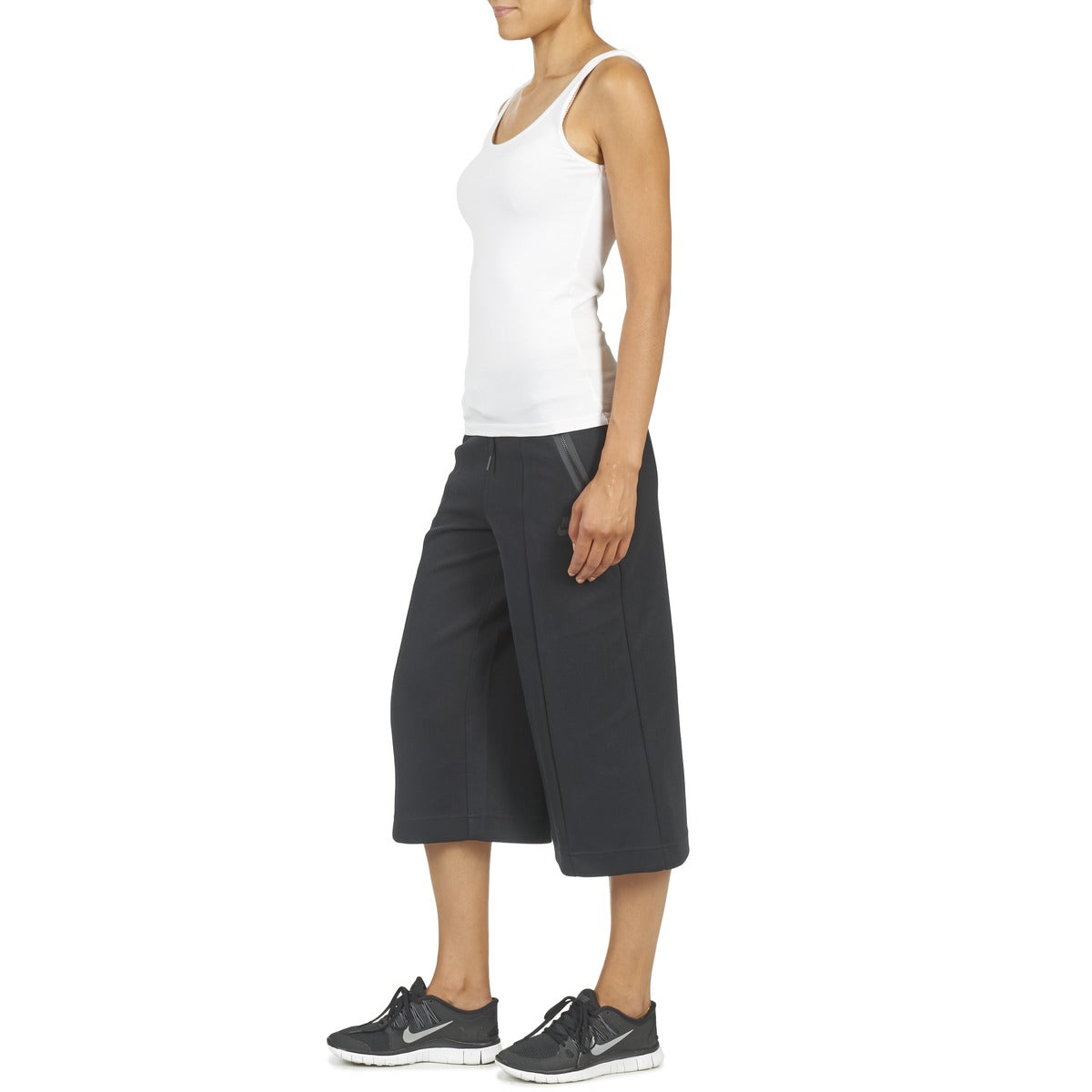 Pantaloni Sportivi Donna Nike TECH FLEECE CAPRI Nero