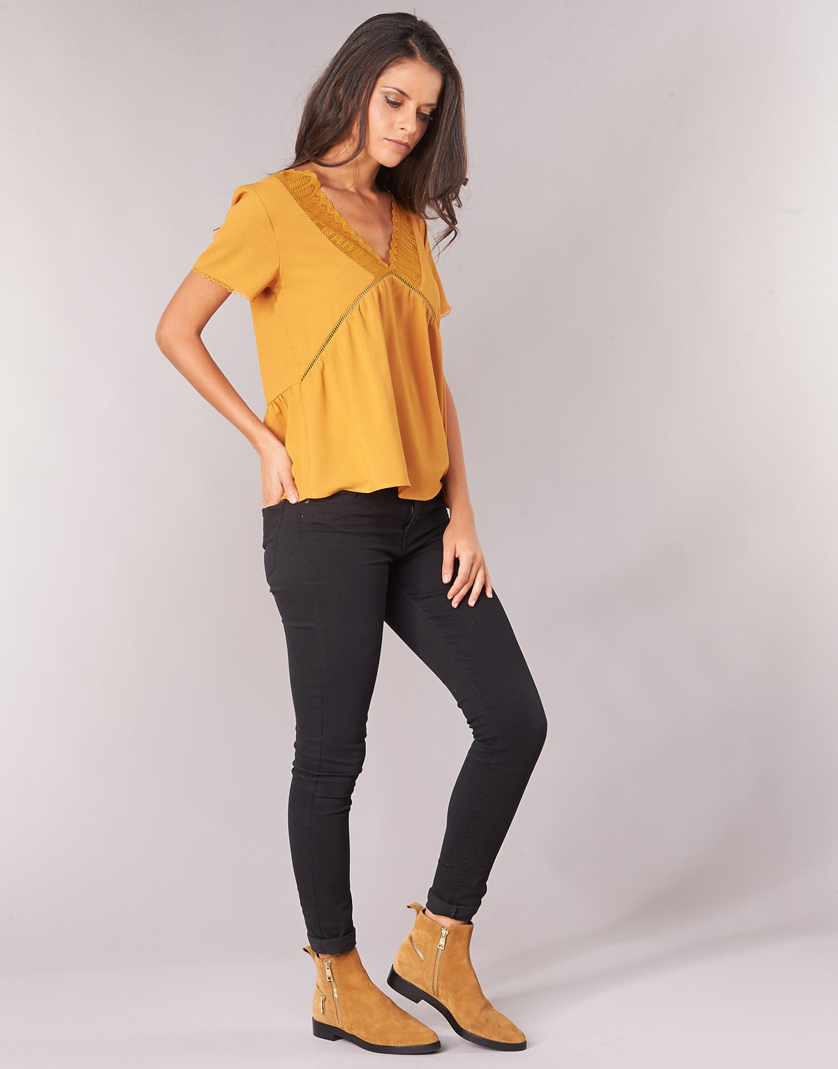 Camicetta Donna Betty London JOCKY Giallo