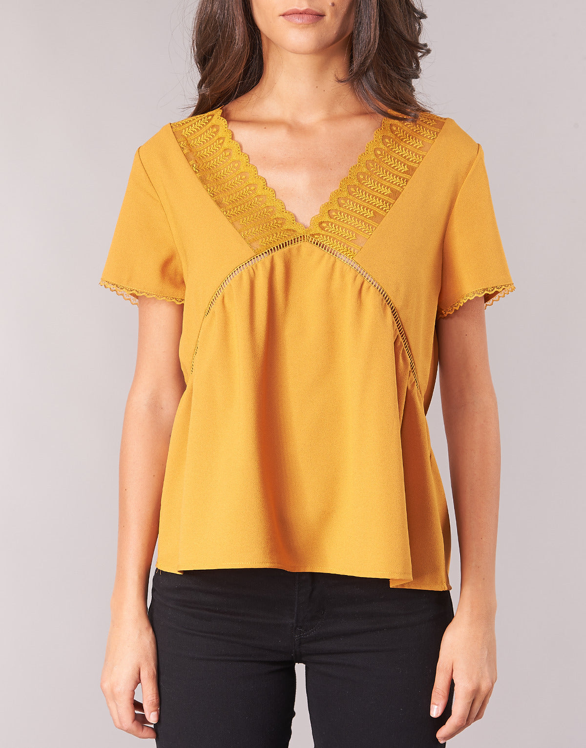 Camicetta Donna Betty London JOCKY Giallo