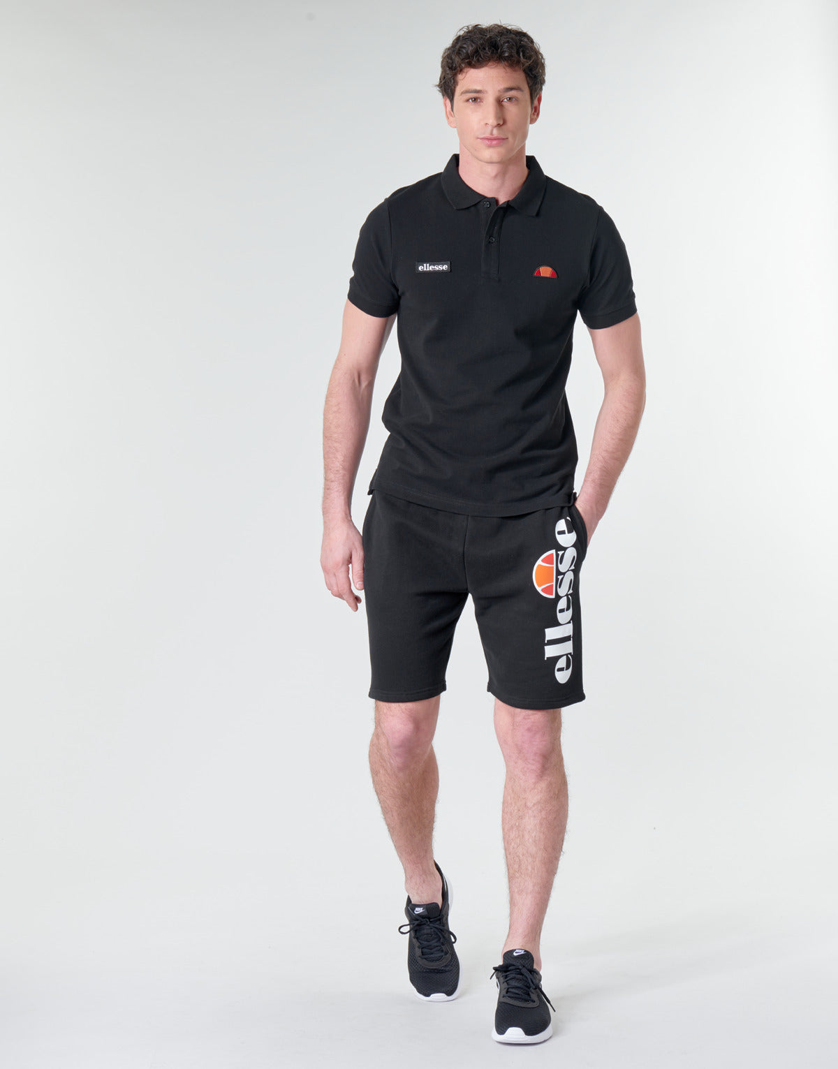 Pantaloni corti Uomo Ellesse BOSSINI Nero