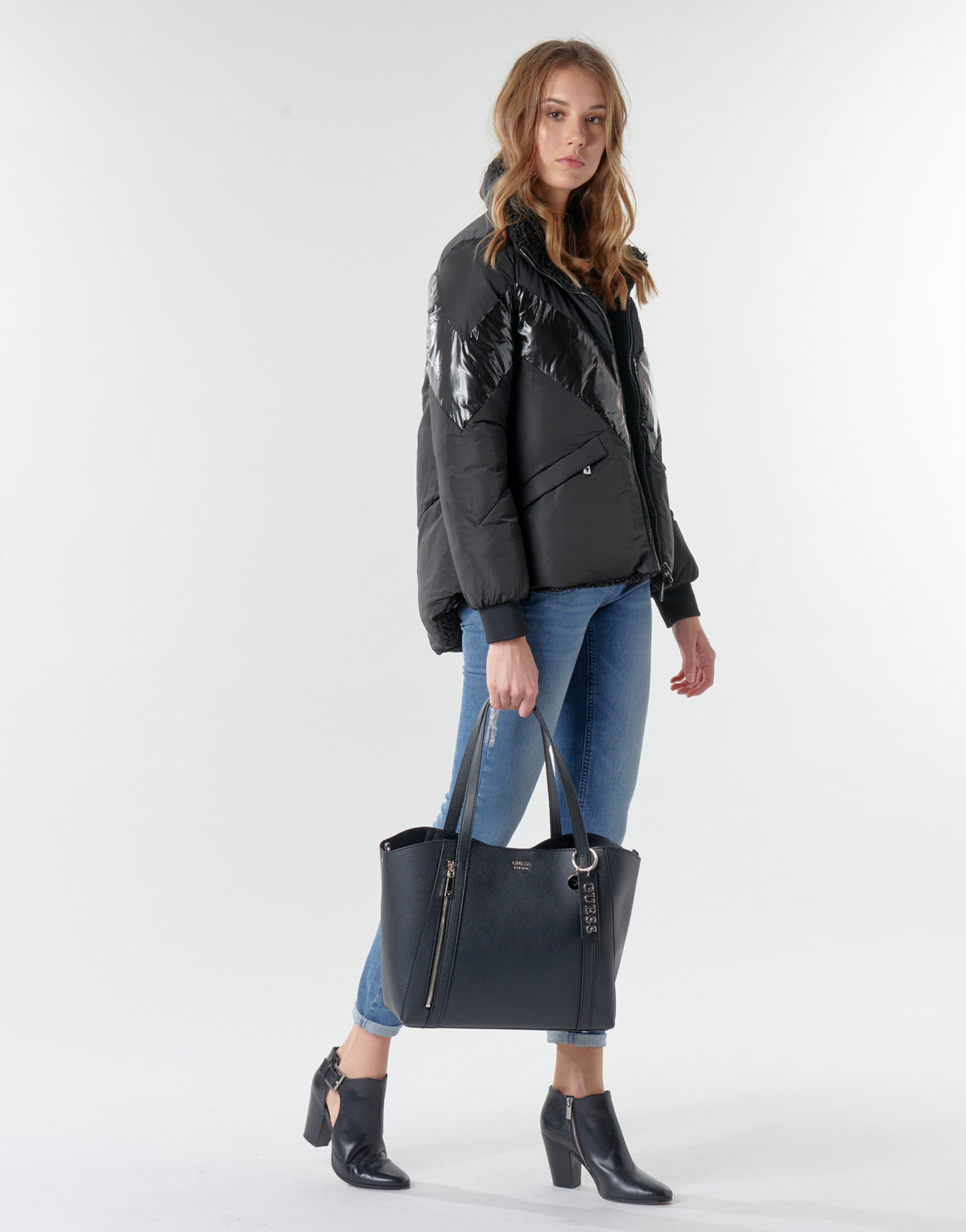 Piumino Donna Guess ORIETTA REVERSIBLE Nero