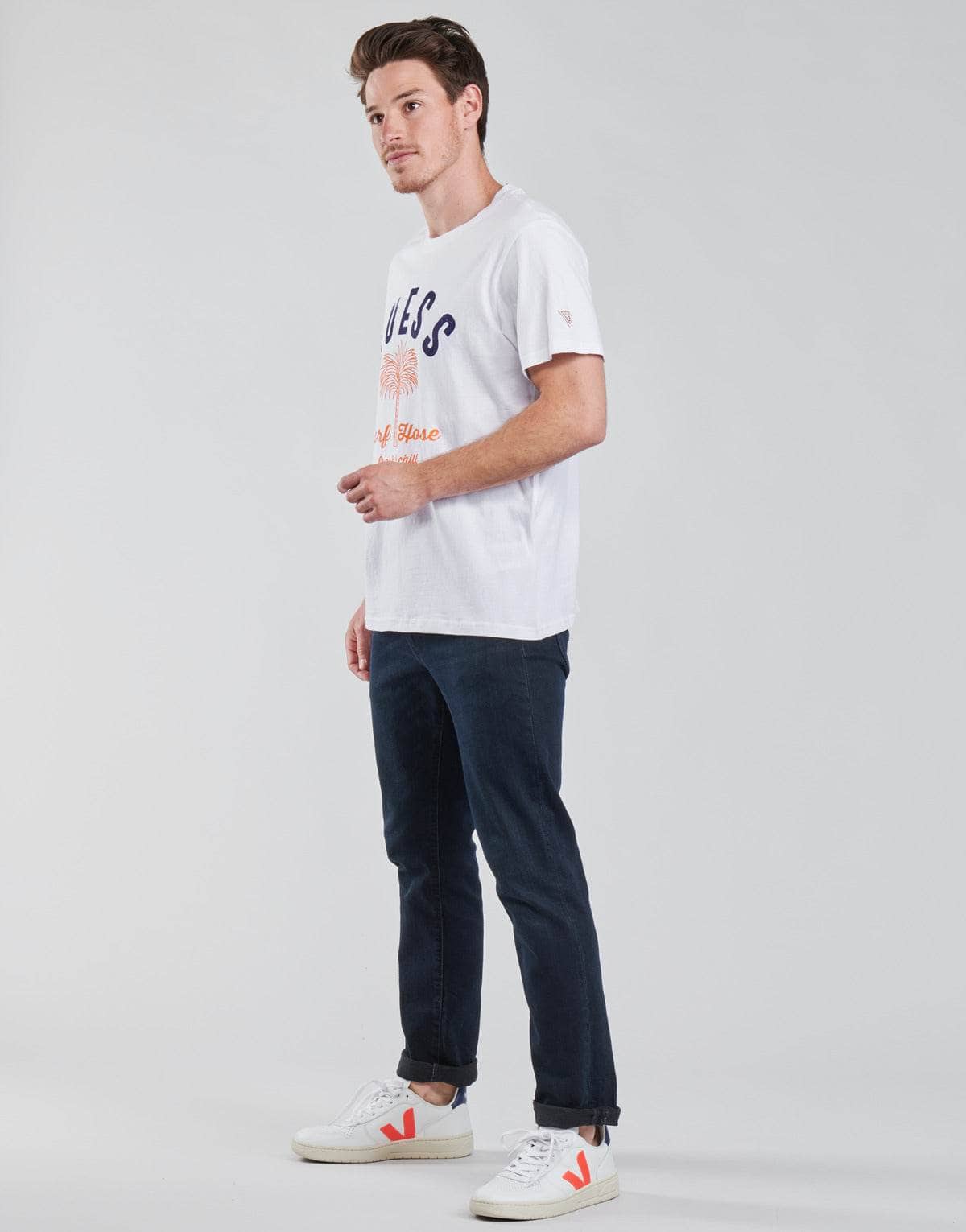 T-shirt Uomo Guess SURF HOUSE CN SS TEE Bianco