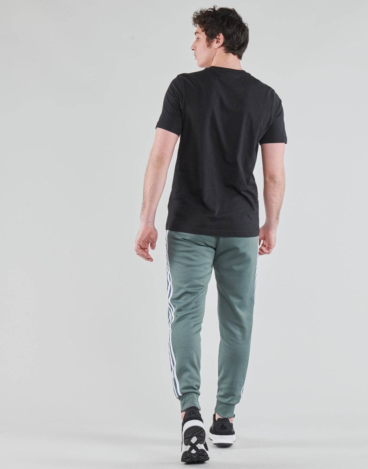 T-shirt Uomo adidas ESSENTIAL TEE Nero