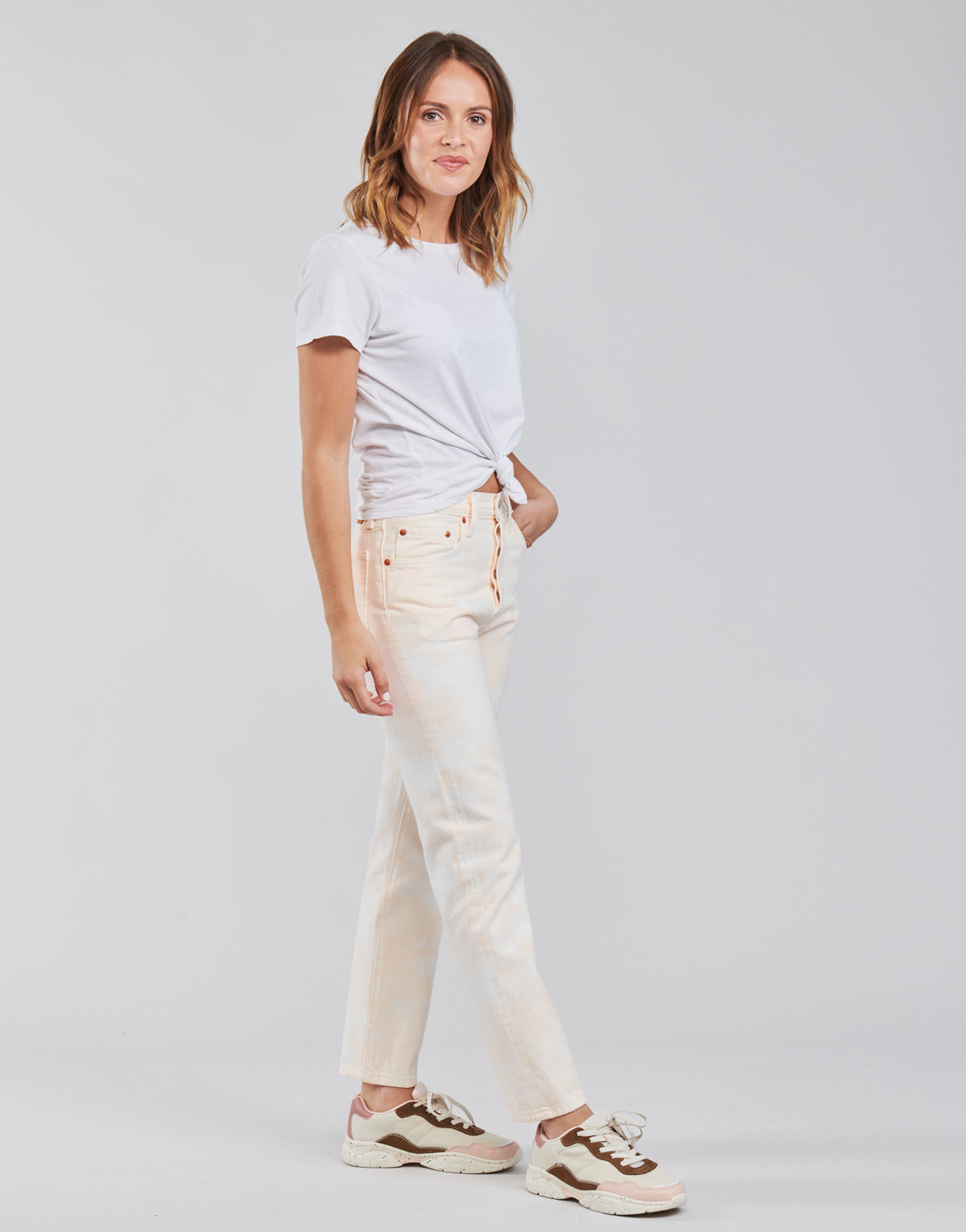 Jeans boyfriend Donna Levis 501 CROP Rosa