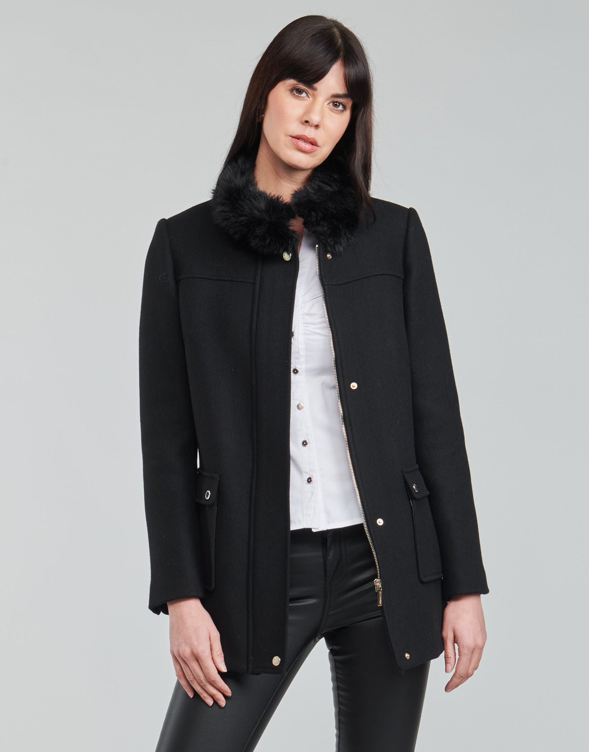 Mantella Donna Morgan GSONIA Nero