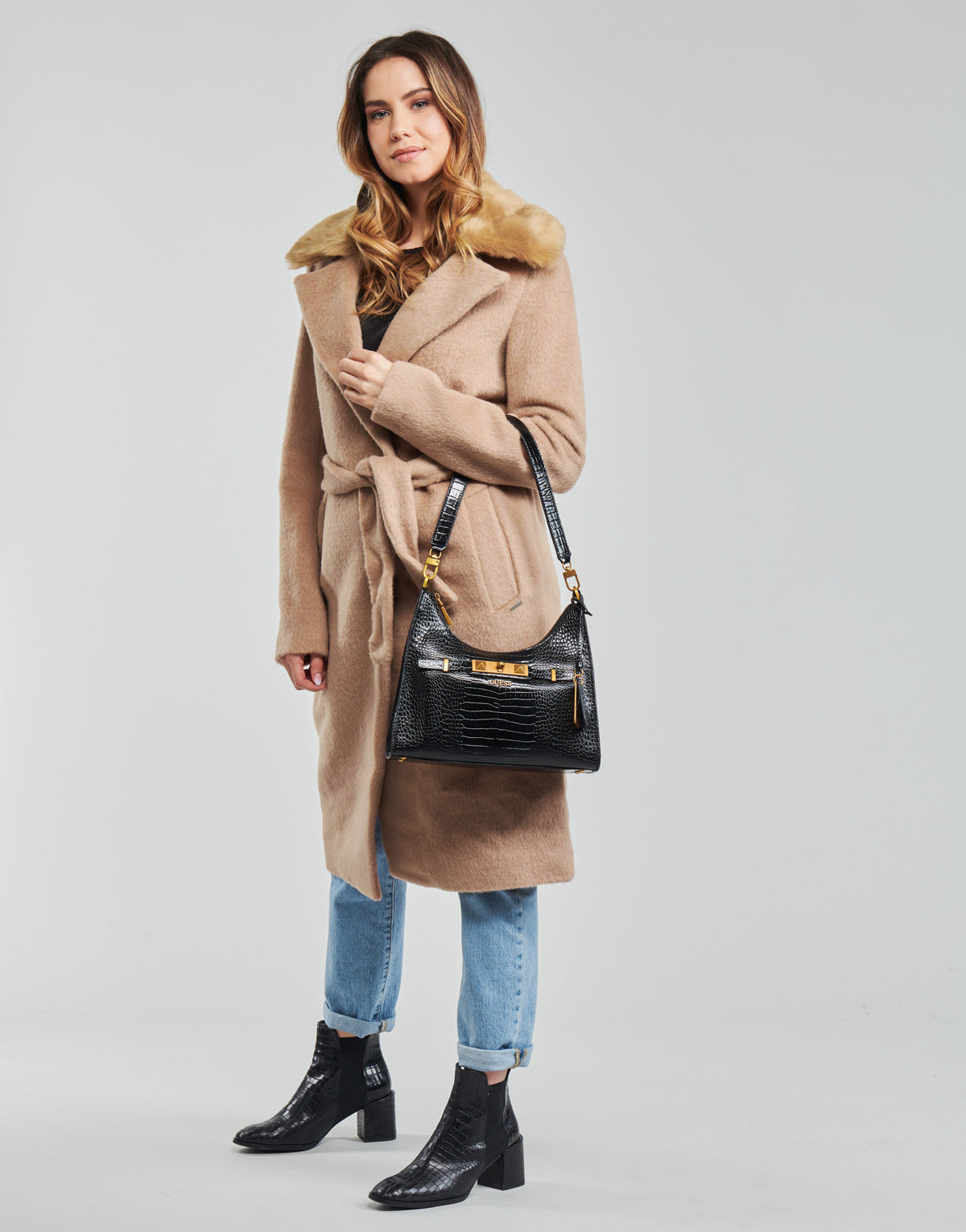 Mantella Donna Guess BRENDA COAT Marrone