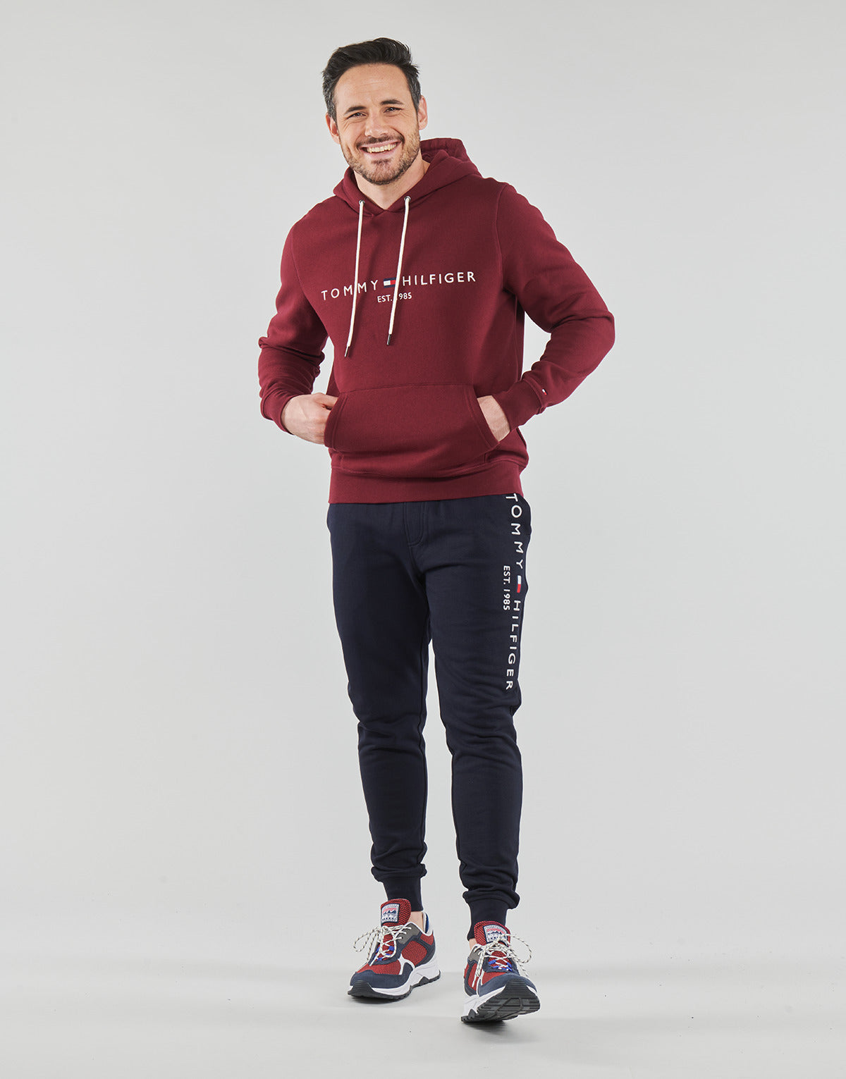 Pantaloni Sportivi Uomo Tommy Hilfiger BASIC BRANDED SWEATPANTS Marine