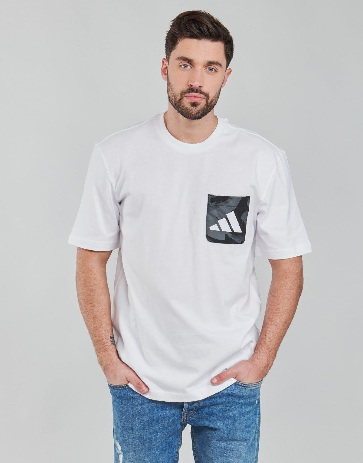 T-shirt Uomo adidas  CAMO PKT TEE  Bianco