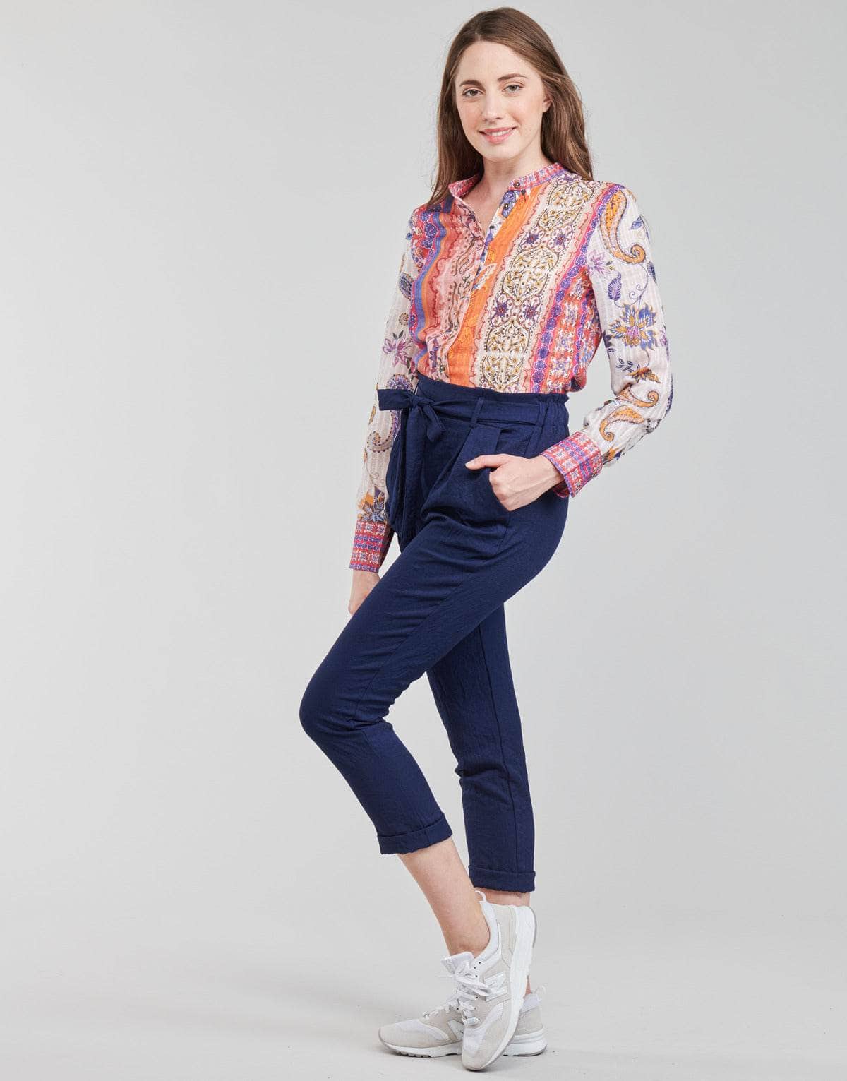 T-shirts a maniche lunghe Donna Desigual BOHO Rosso