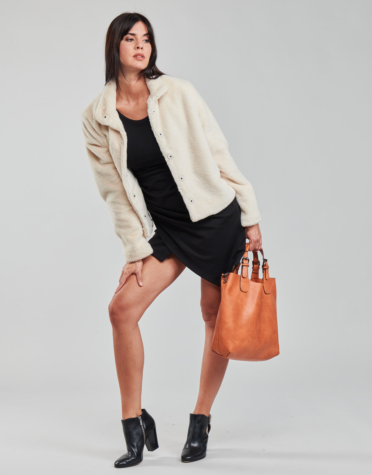 Mantella Donna Moony Mood PAKITA Bianco