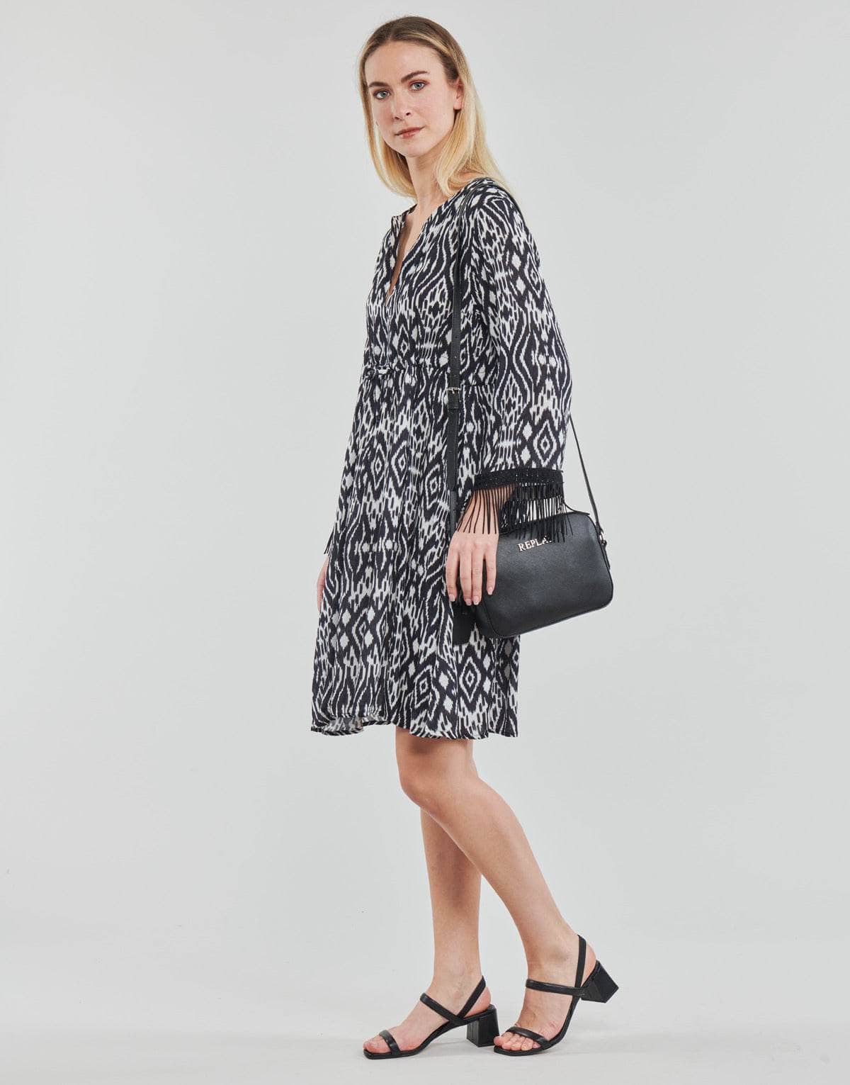 Abito corto Donna Replay W9732A Nero