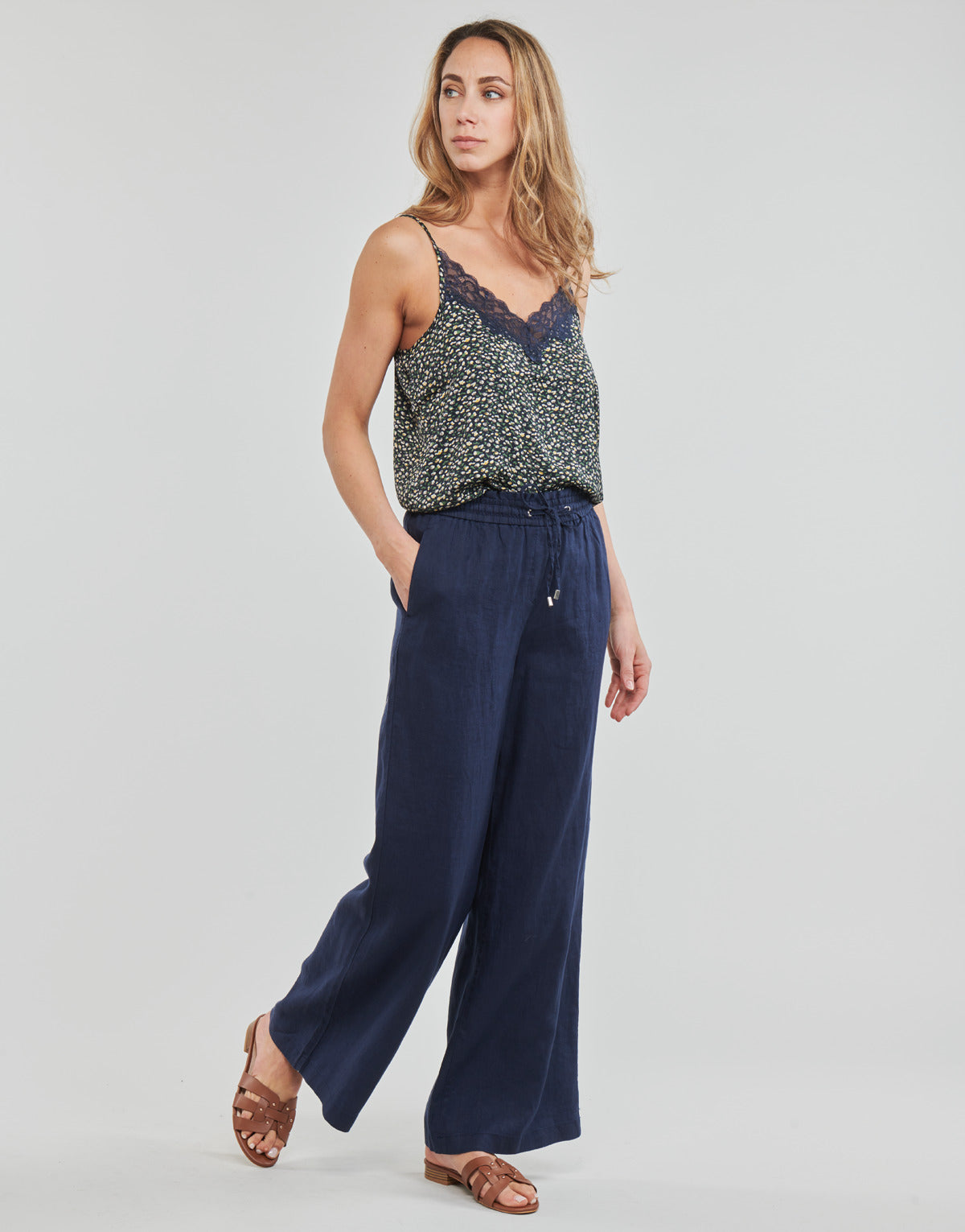 Pantaloni morbidi / Pantaloni alla zuava Donna Esprit Jogger Marine