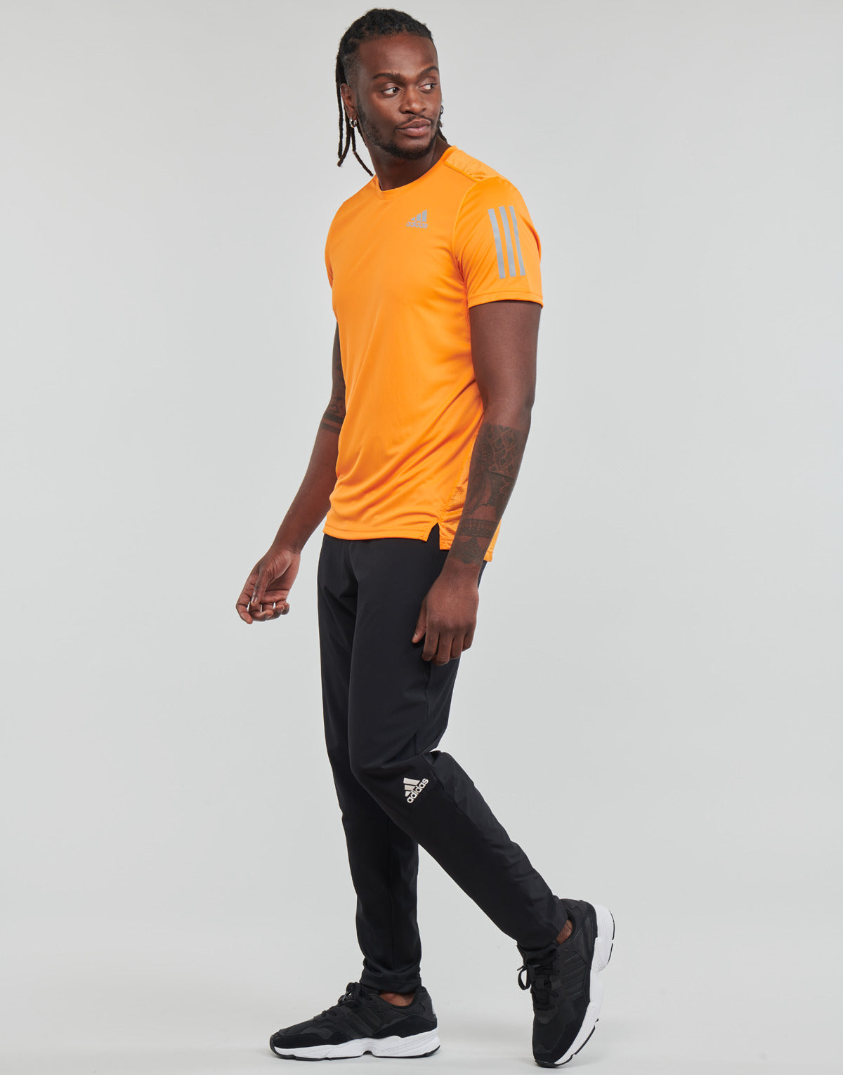 Pantaloni Sportivi Uomo adidas TRAINING PANT Nero