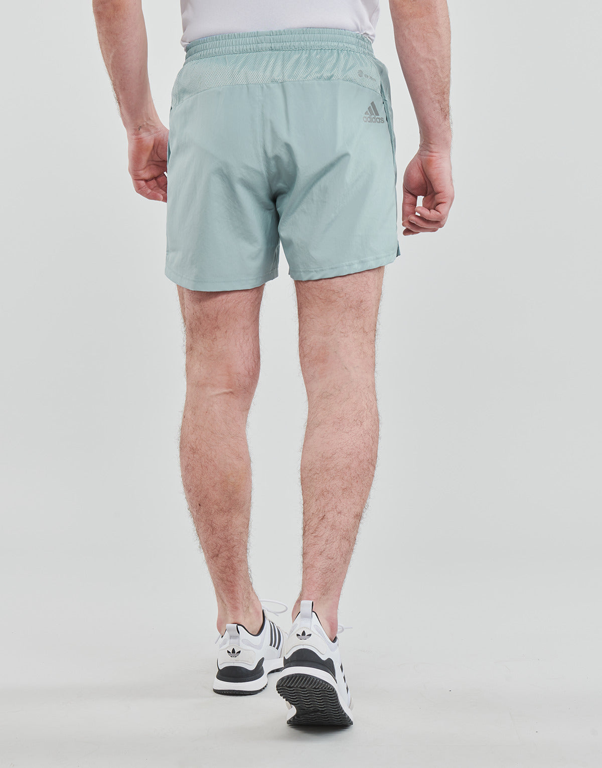 Pantaloni corti Uomo adidas  RUN IT SHORTS M  Grigio