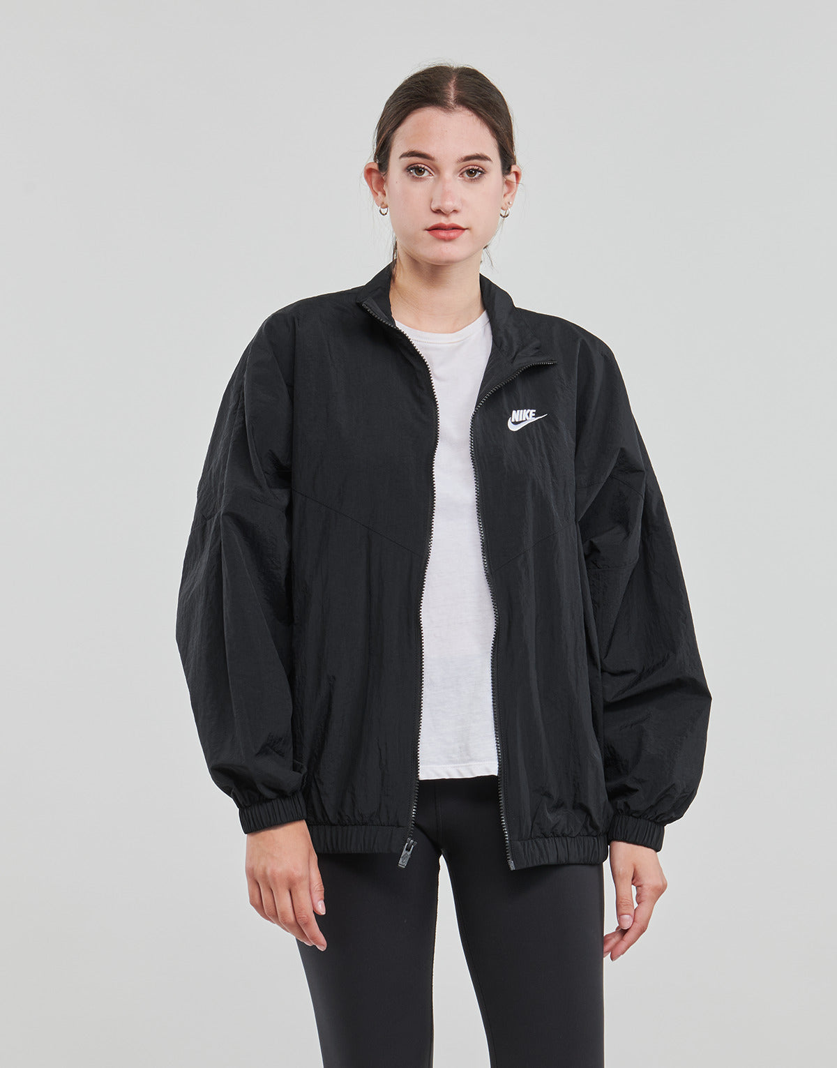 giacca a vento Donna Nike  ESSNTL WR WVN JKT  Nero