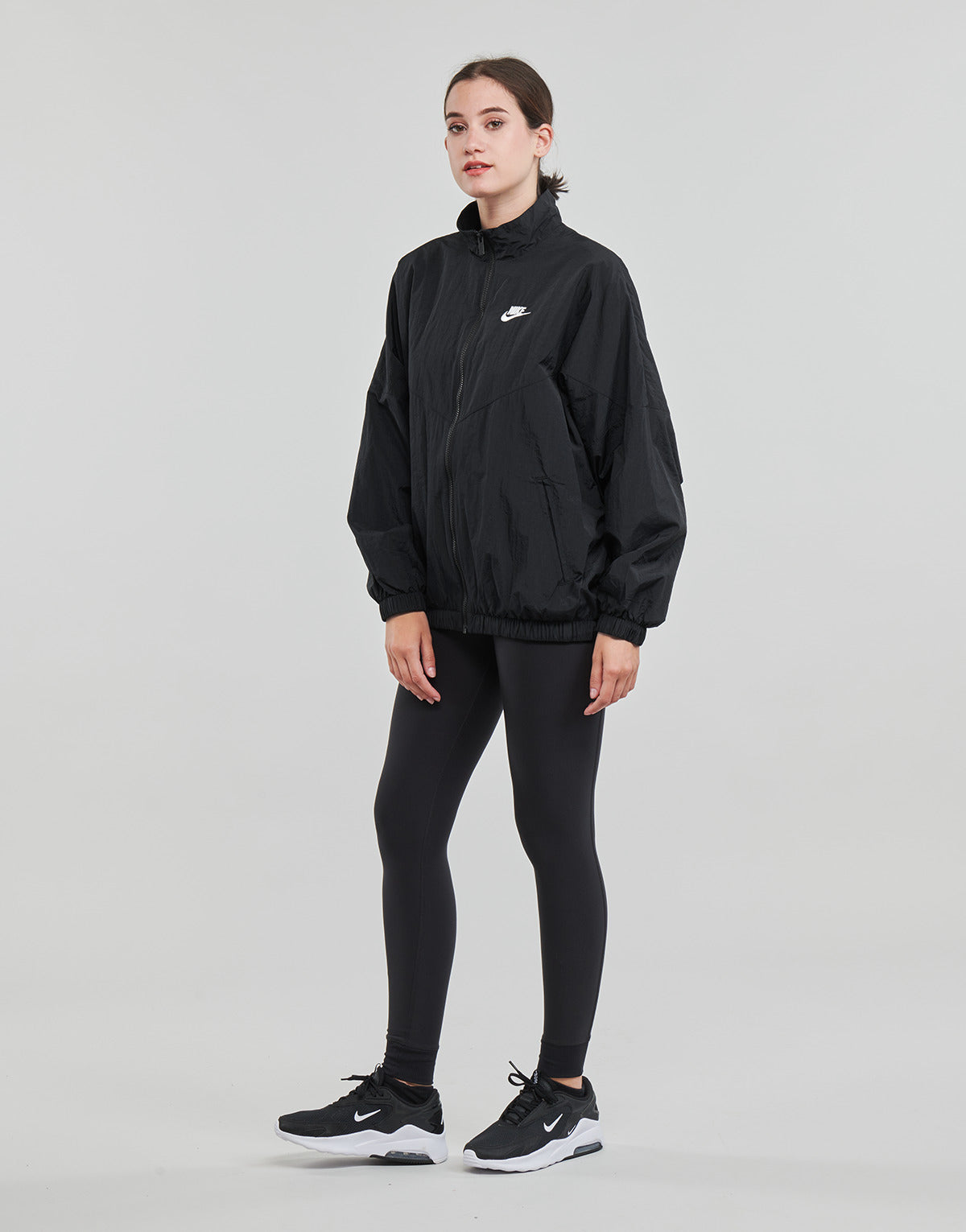 giacca a vento Donna Nike  ESSNTL WR WVN JKT  Nero