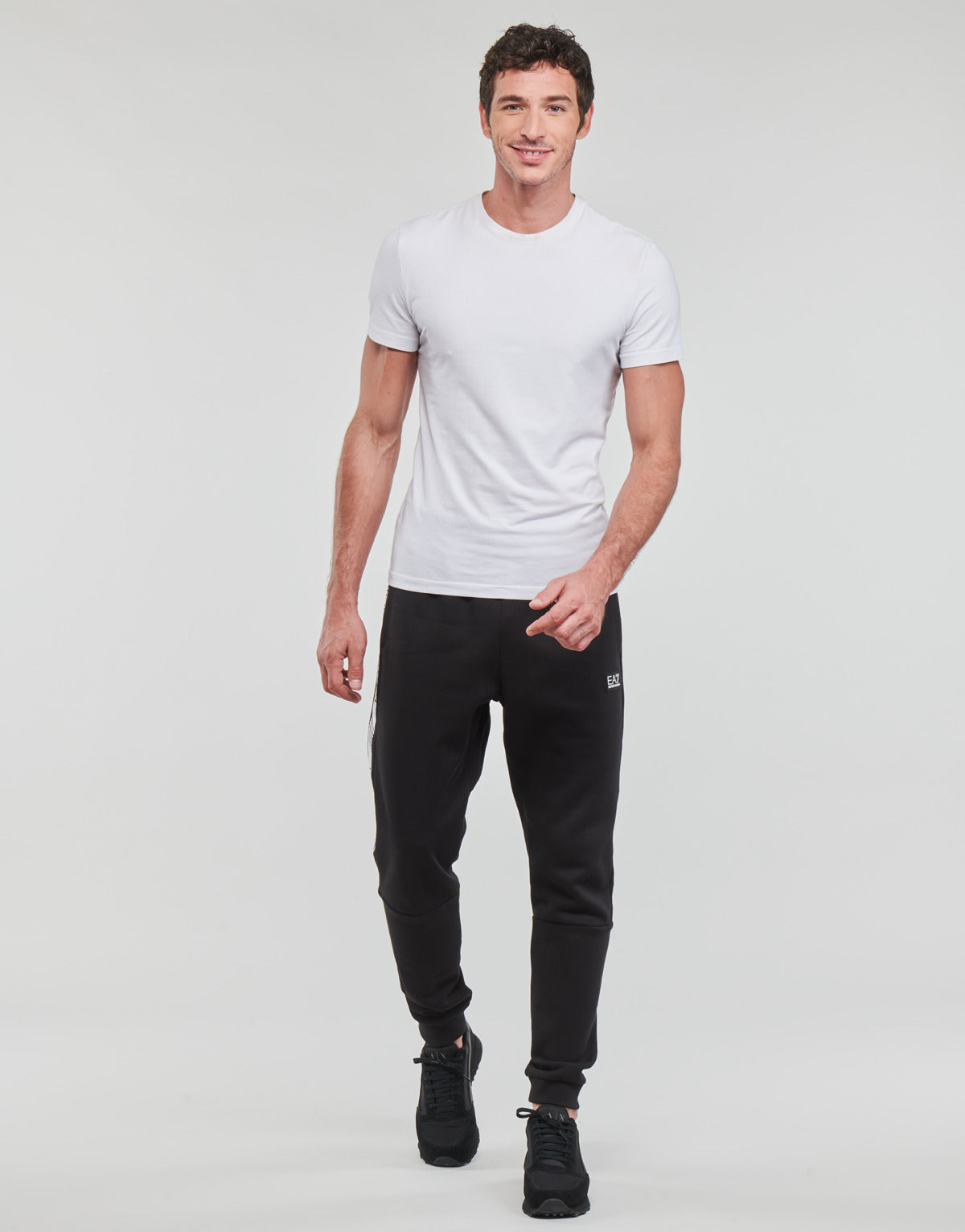 Pantaloni Sportivi Uomo Emporio Armani EA7 6LPPAB Nero