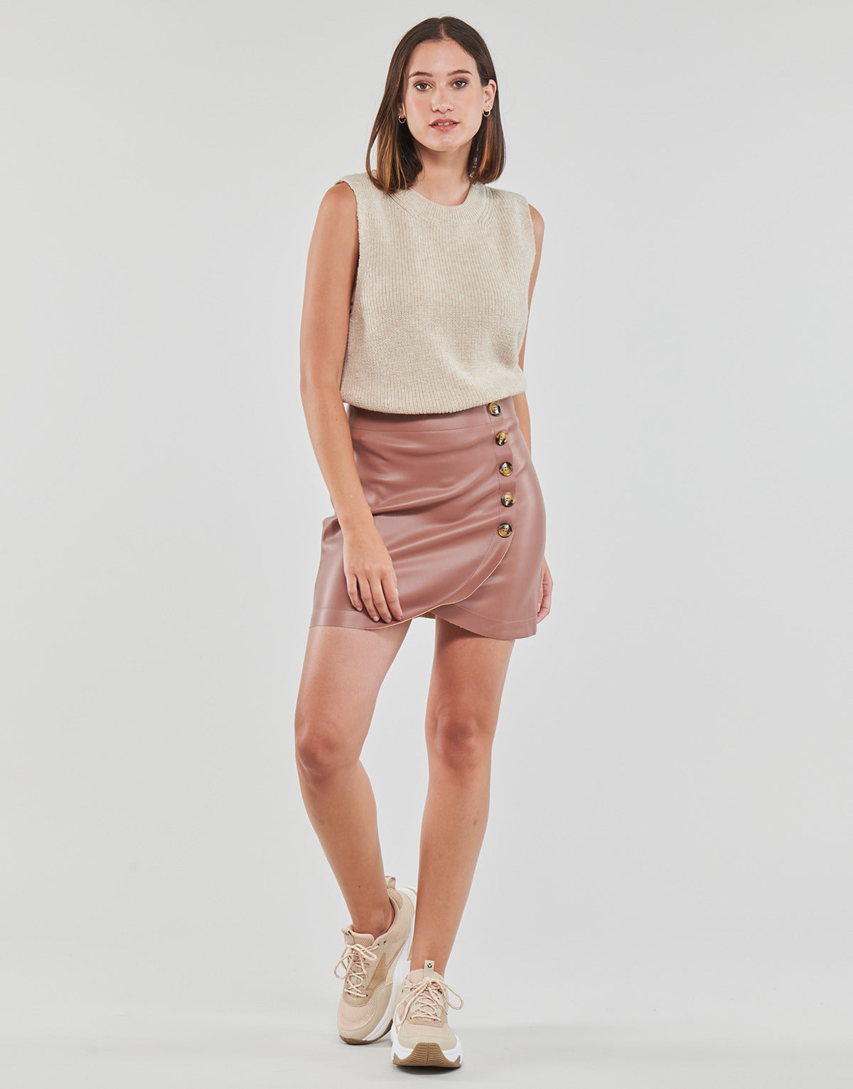 Gonna Donna Noisy May NMANDY Marrone