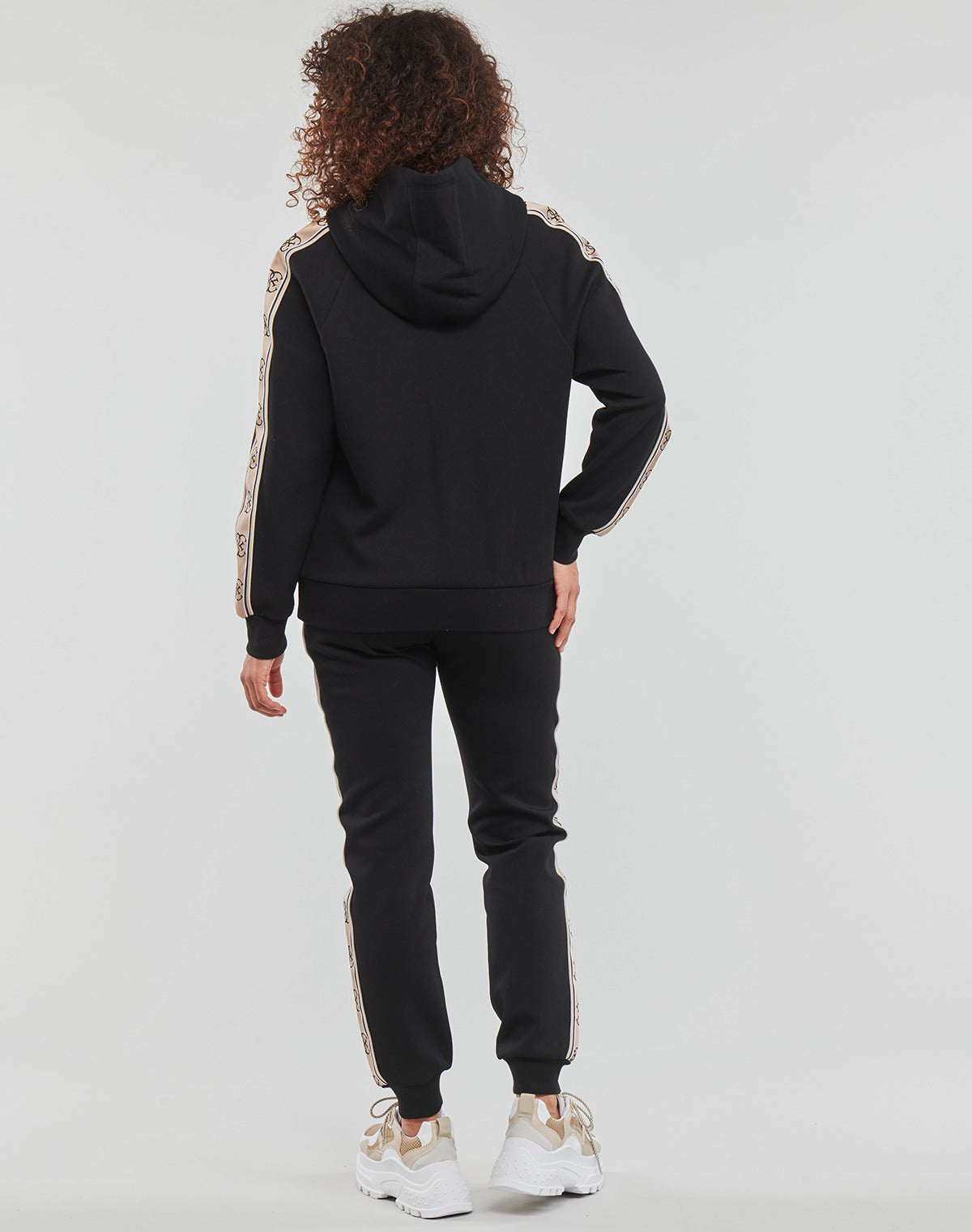 Felpa Donna Guess BRITNEY Nero