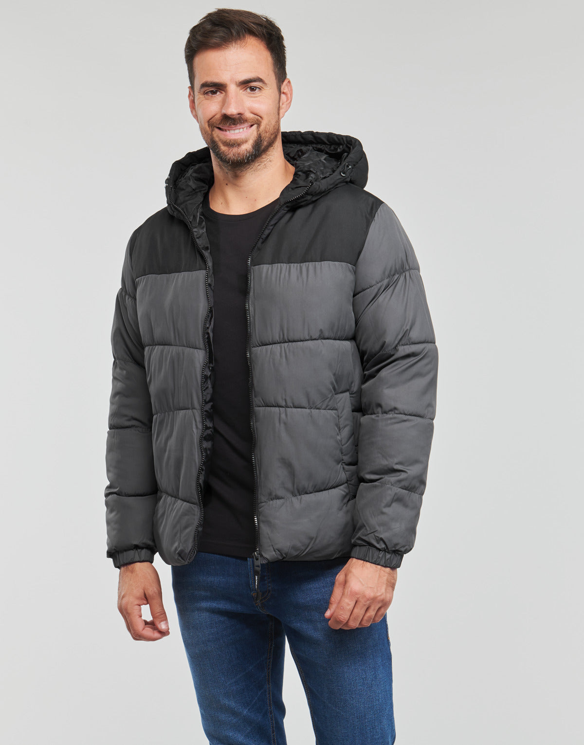 Piumino Uomo Jack & Jones JJCHILI PUFFER HOOD Grigio