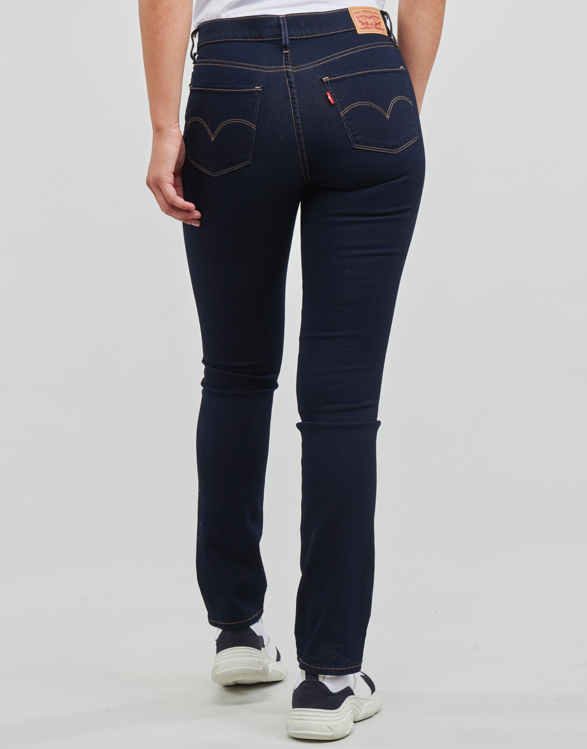 Jeans Donna Levis 314 SHAPING STRAIGHT Marine