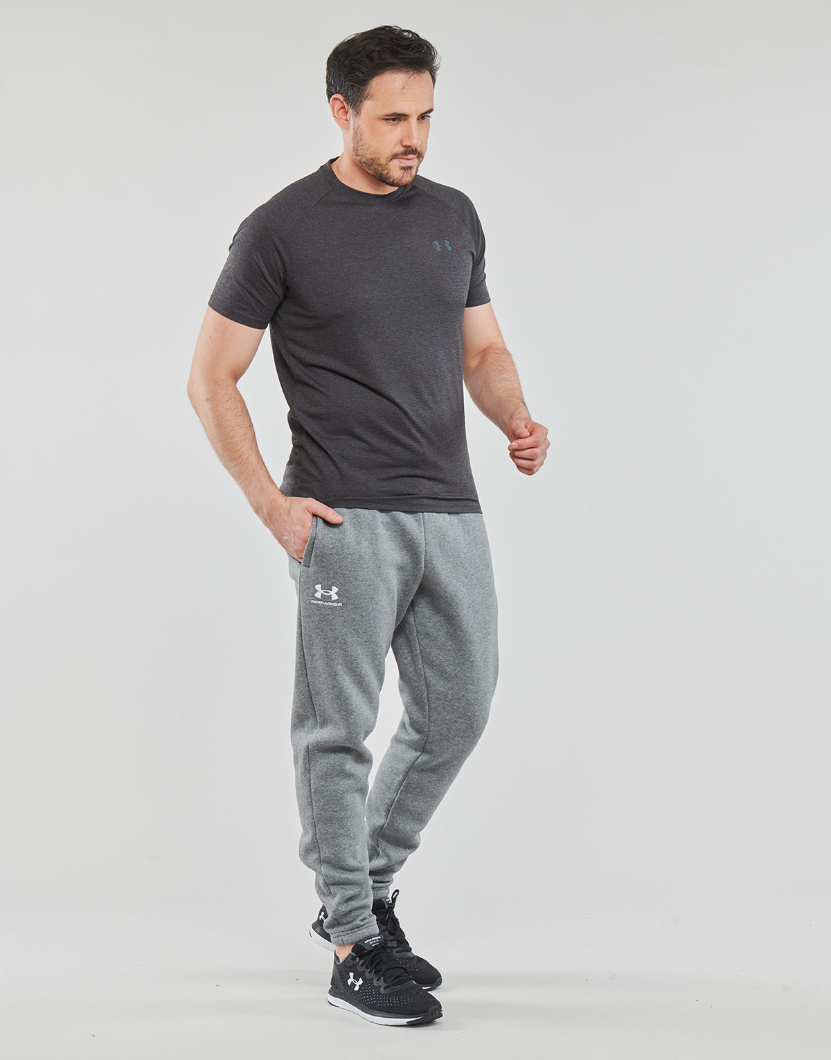 Pantaloni Sportivi Uomo Under Armour UA Essential Fleece Jogger Grigio