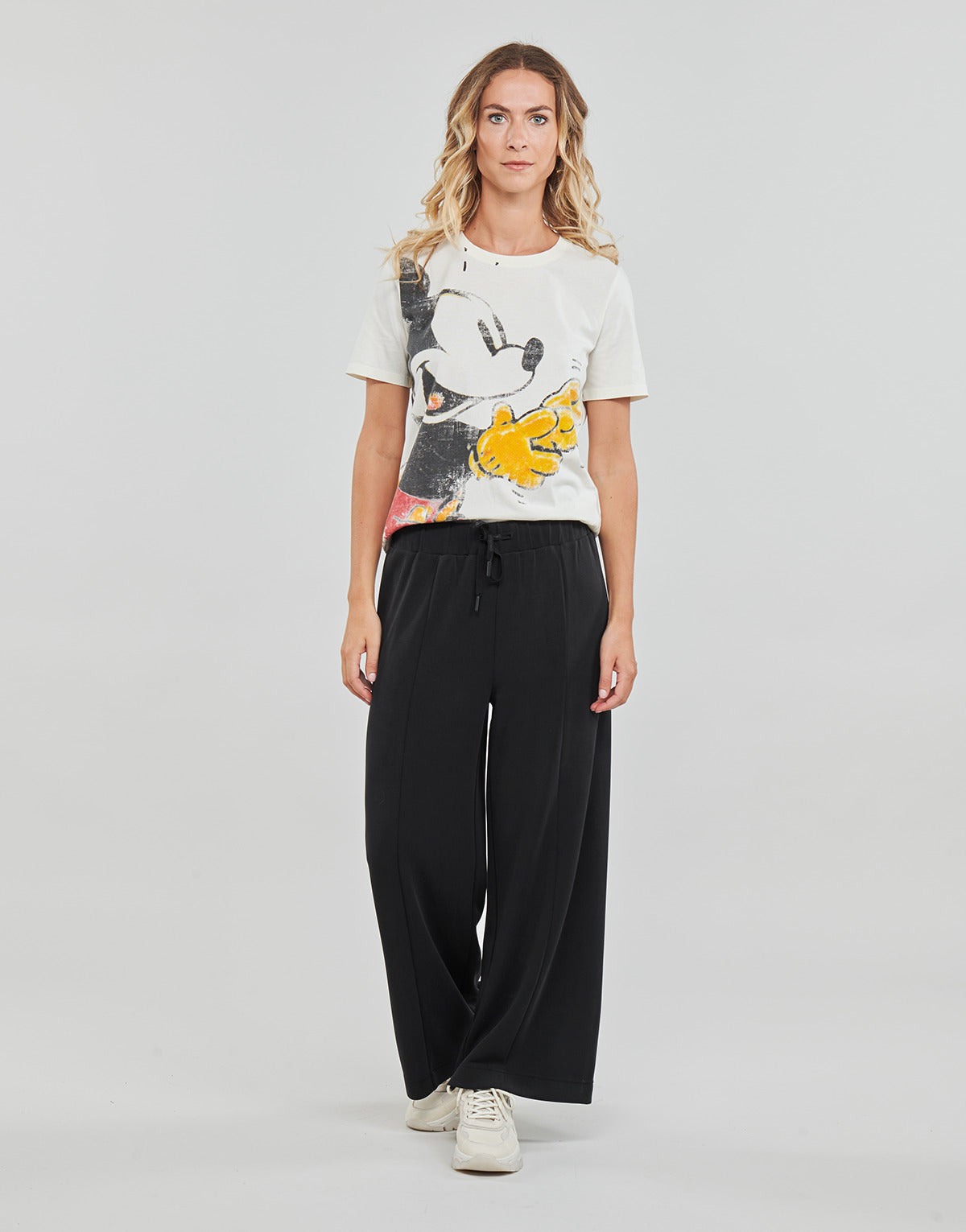 Pantaloni morbidi / Pantaloni alla zuava Donna Desigual PANT_LIMA Nero