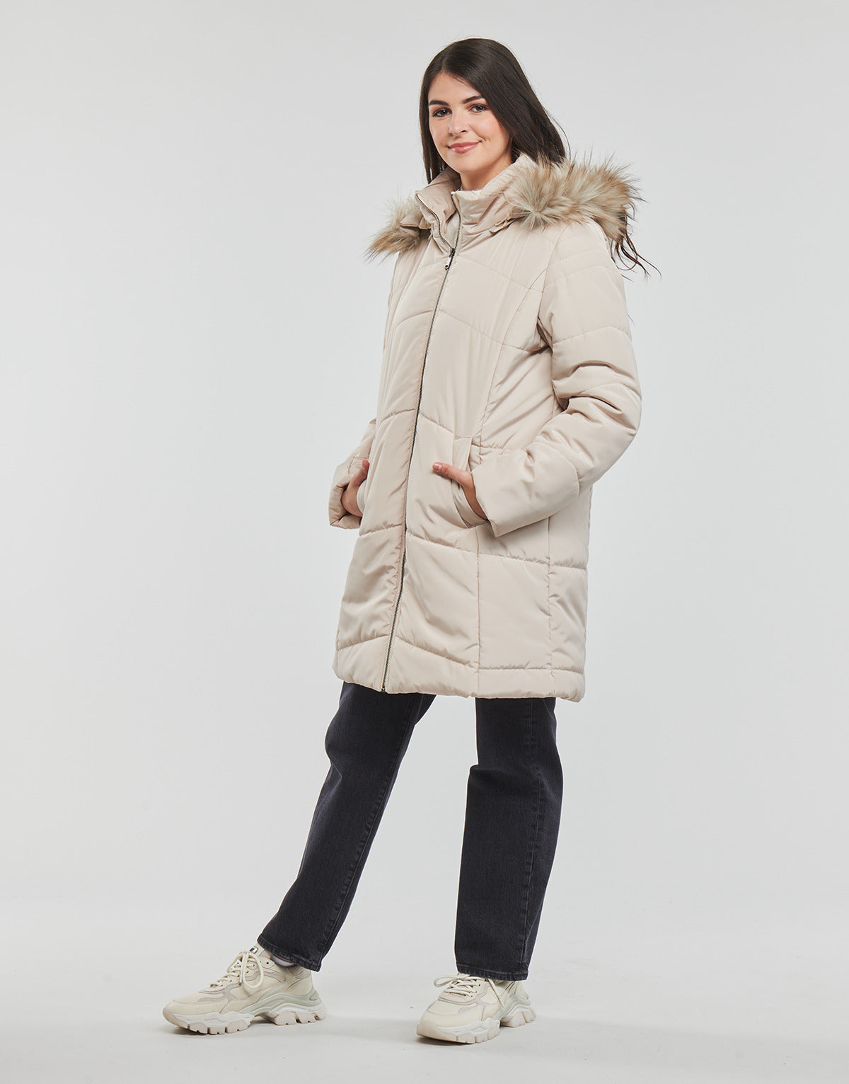 Piumino Donna Betty London MELORINE Beige
