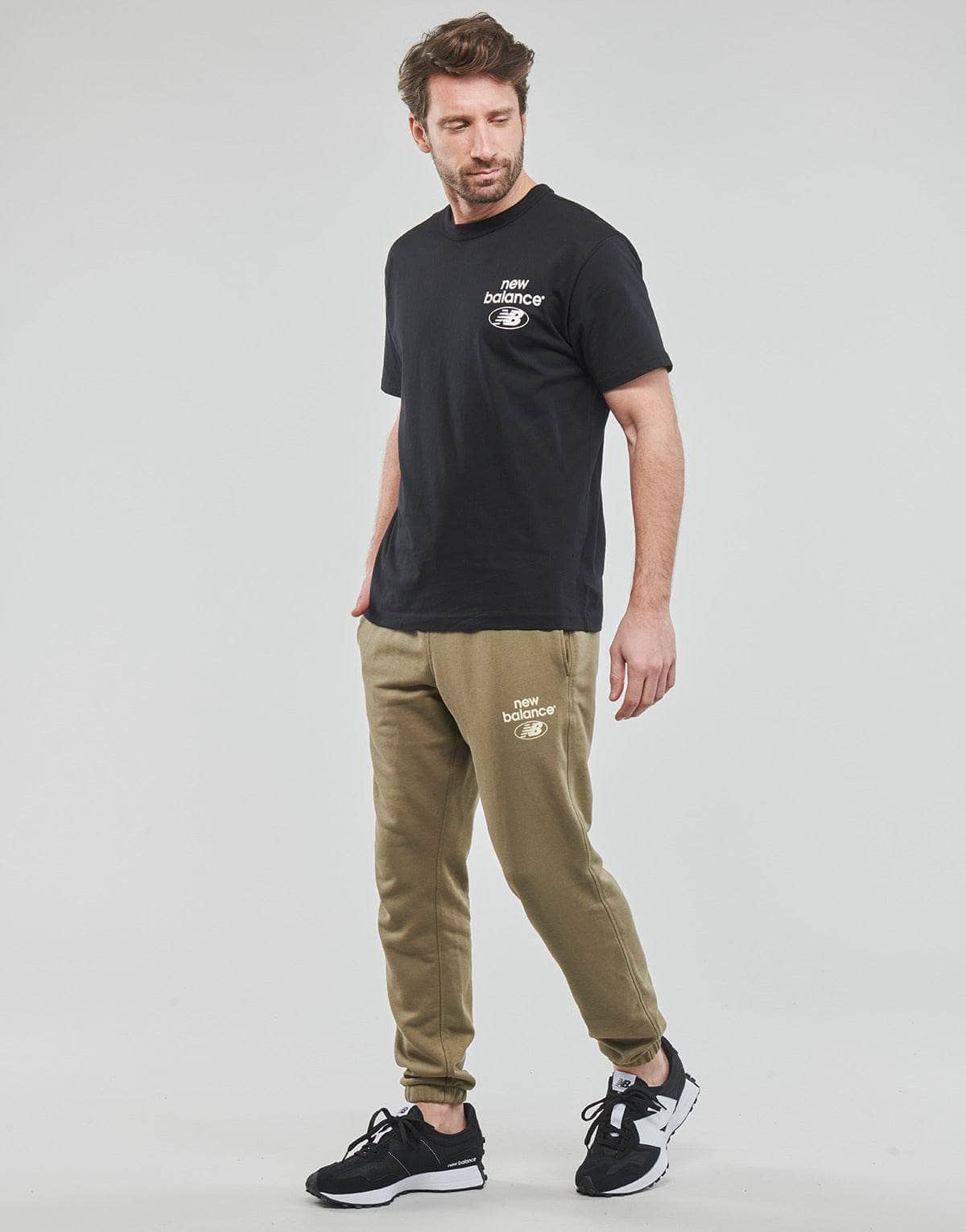 T-shirt Uomo New Balance Essentials Logo T-Shirt Nero