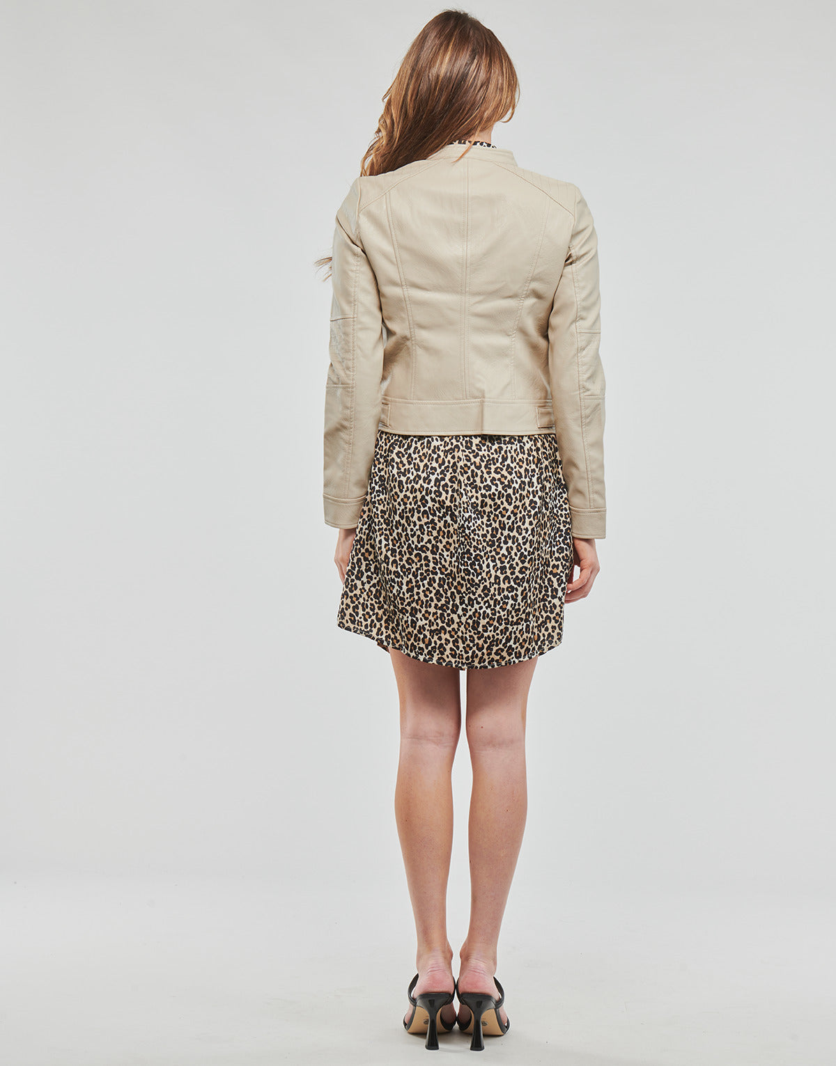 Giacca in pelle Donna Vero Moda VMLOVE LAVINE SHORT COATED JACKET Beige