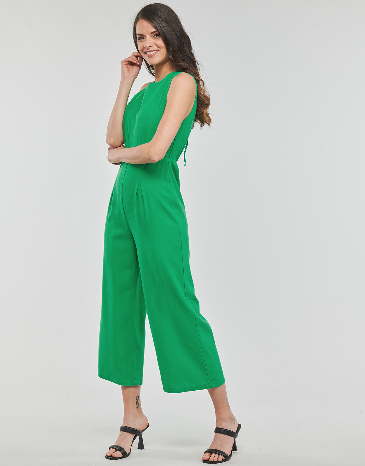 Tute / Jumpsuit Donna Vero Moda  VMMYMILO SL CULOTTE JUMPSUIT WVN GA  Verde