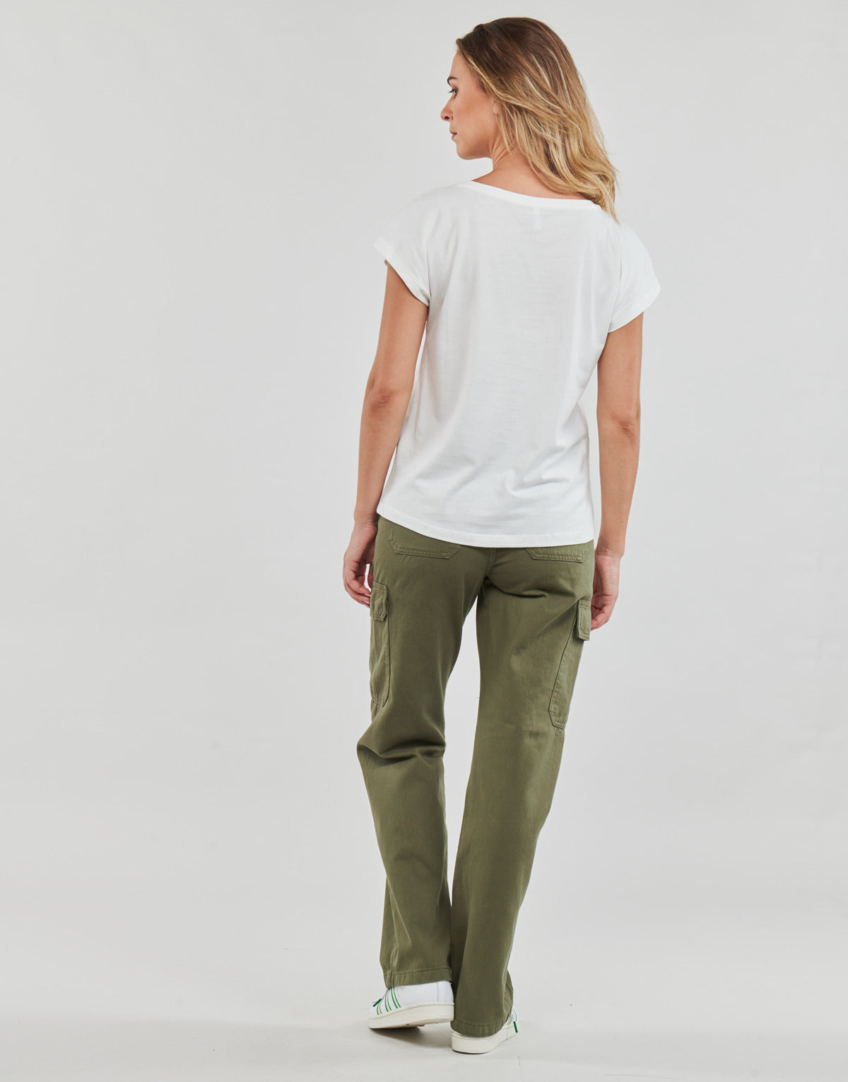 T-shirt Donna Only  ONLKELLY S/S V-NECK TOP BOX CS JRS  Bianco