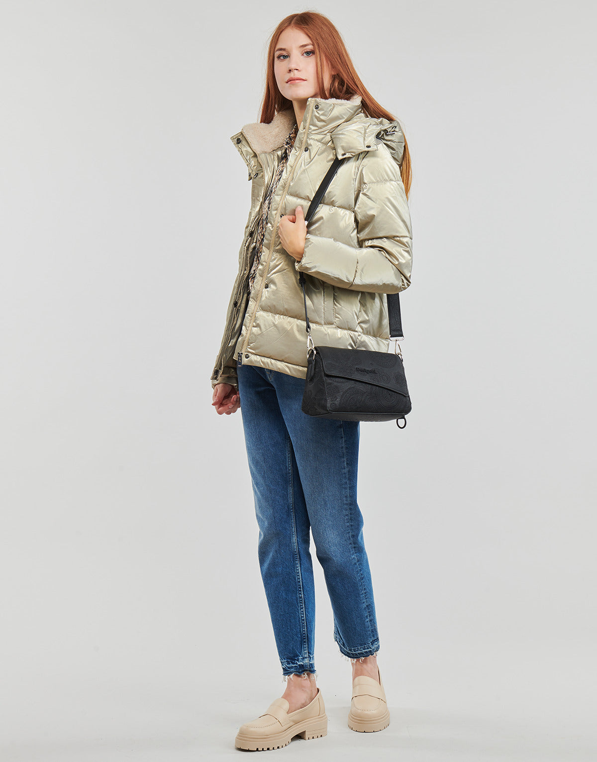 Piumino Donna Desigual ESTOCOLMO Oro
