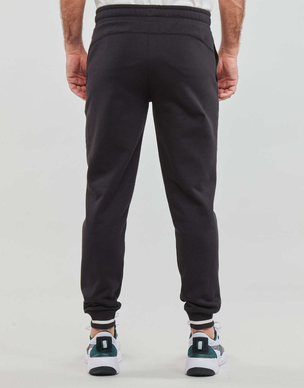 Pantaloni Sportivi Uomo Puma PUMA SQUAD SWEATPANTS FL CL Nero