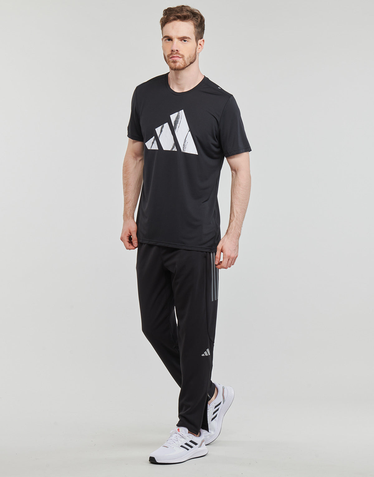 T-shirt Uomo adidas RUN IT BOS TEE Nero