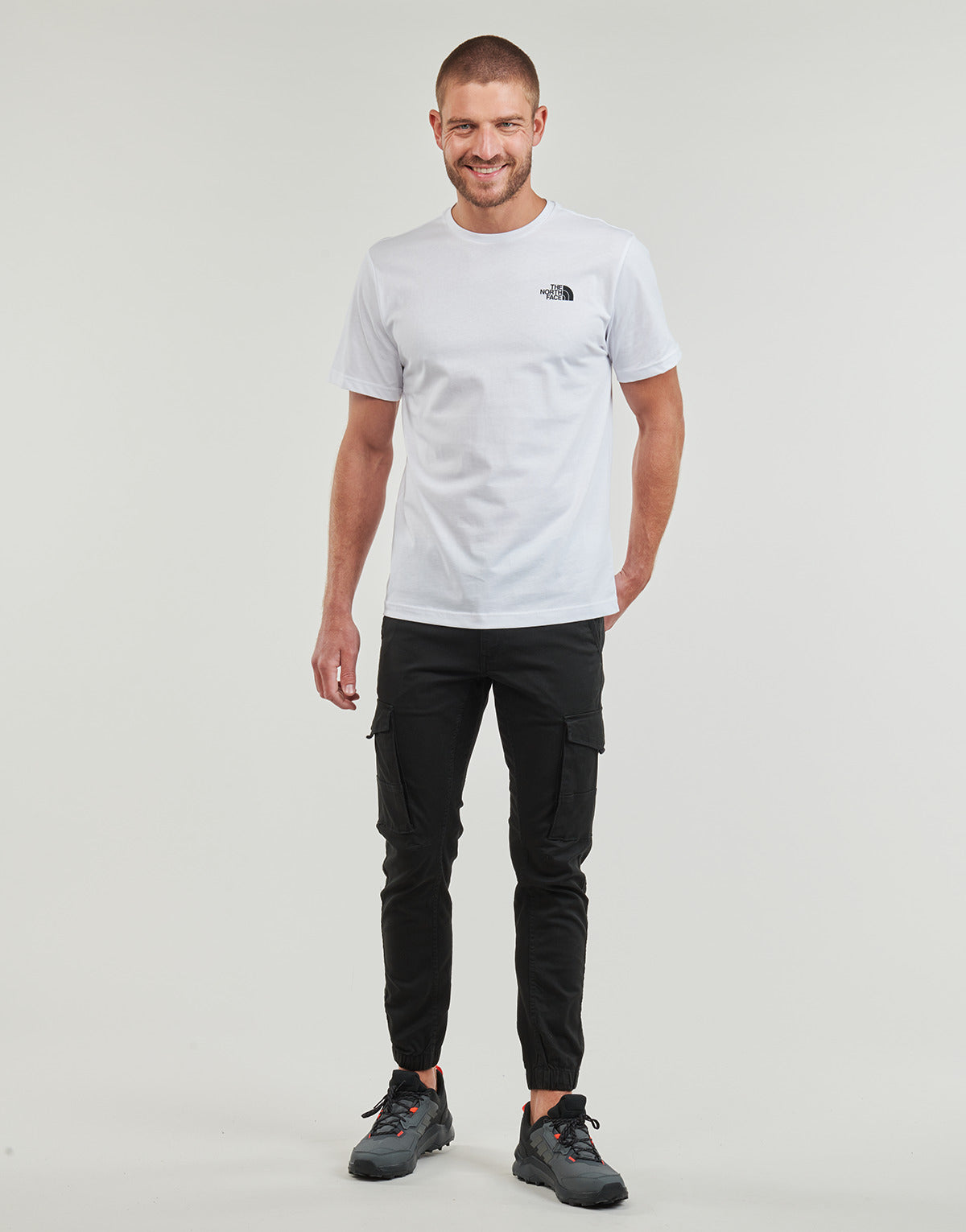 T-shirt Uomo The North Face  REDBOX  Bianco