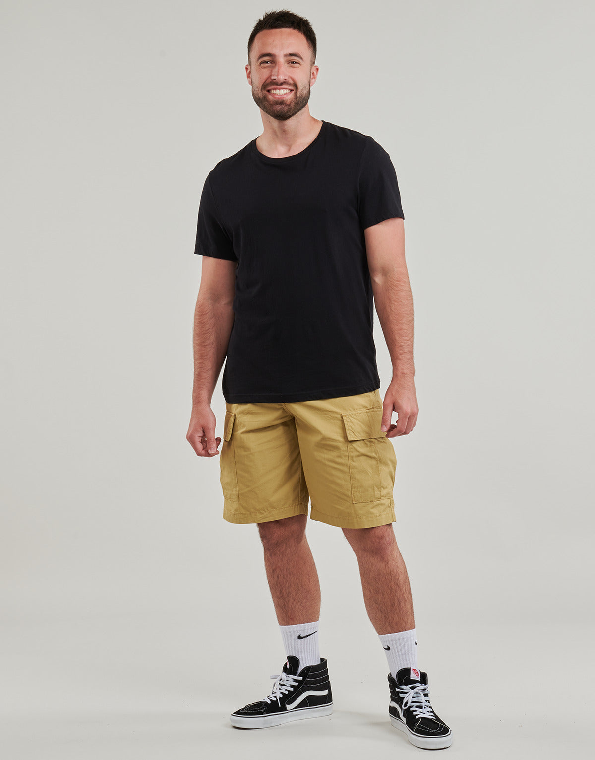 Pantaloni corti Uomo Vans  SERVICE CARGO RELAXED SHORT  Beige